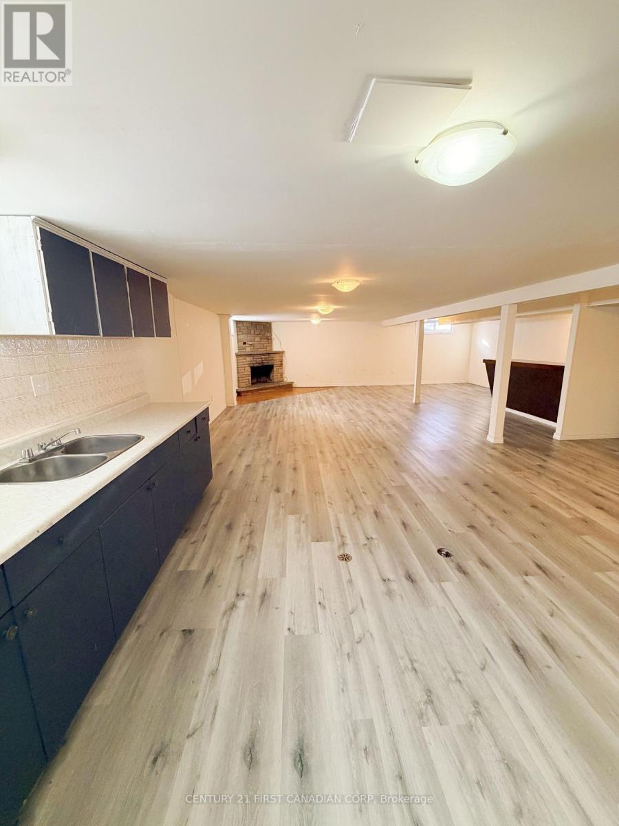 37 Stormont Drive, London South, Ontario  N5Z 3Z4 - Photo 17 - X12770744