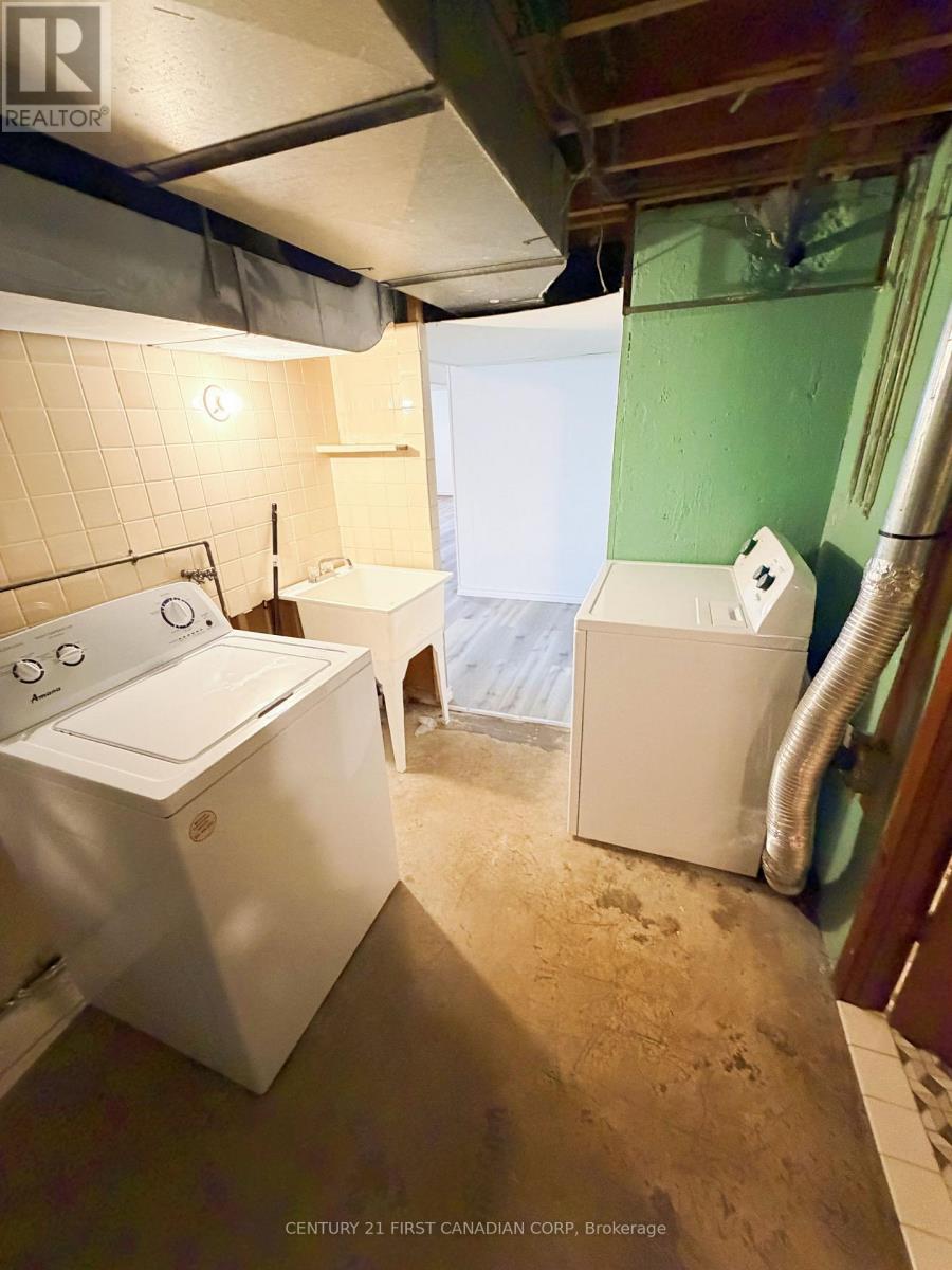 37 Stormont Drive, London South, Ontario  N5Z 3Z4 - Photo 23 - X12770744