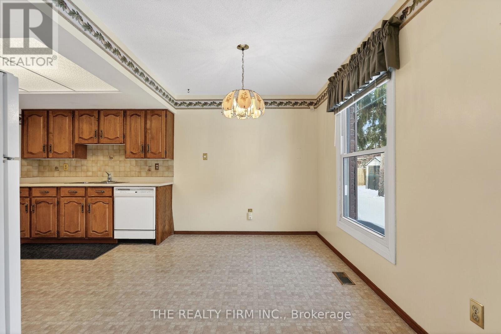 369 Everglade Crescent, London North, Ontario  N6H 4M8 - Photo 13 - X12770988