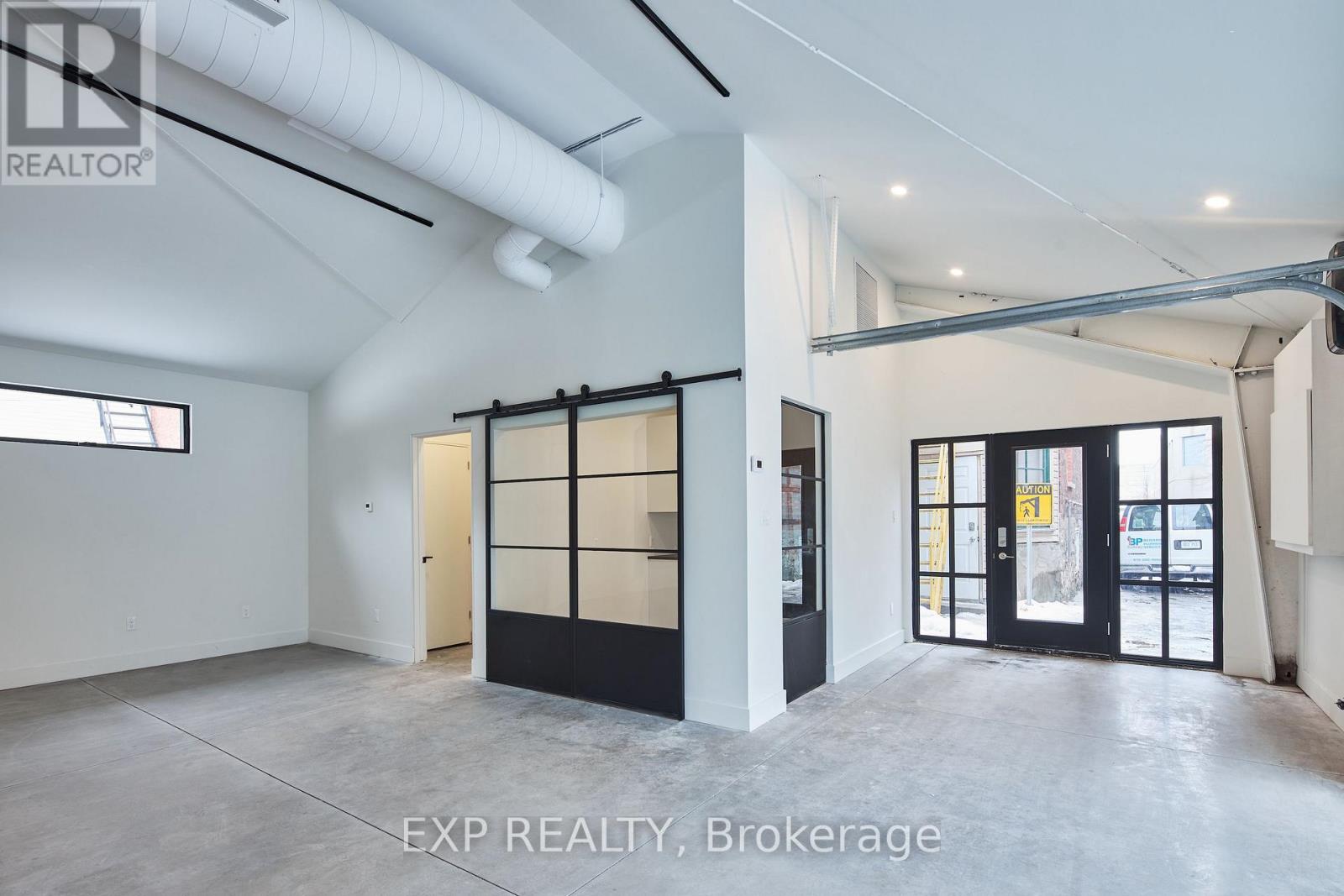 329 Catherine Street, Ottawa, Ontario  K1R 5T4 - Photo 5 - X12770750