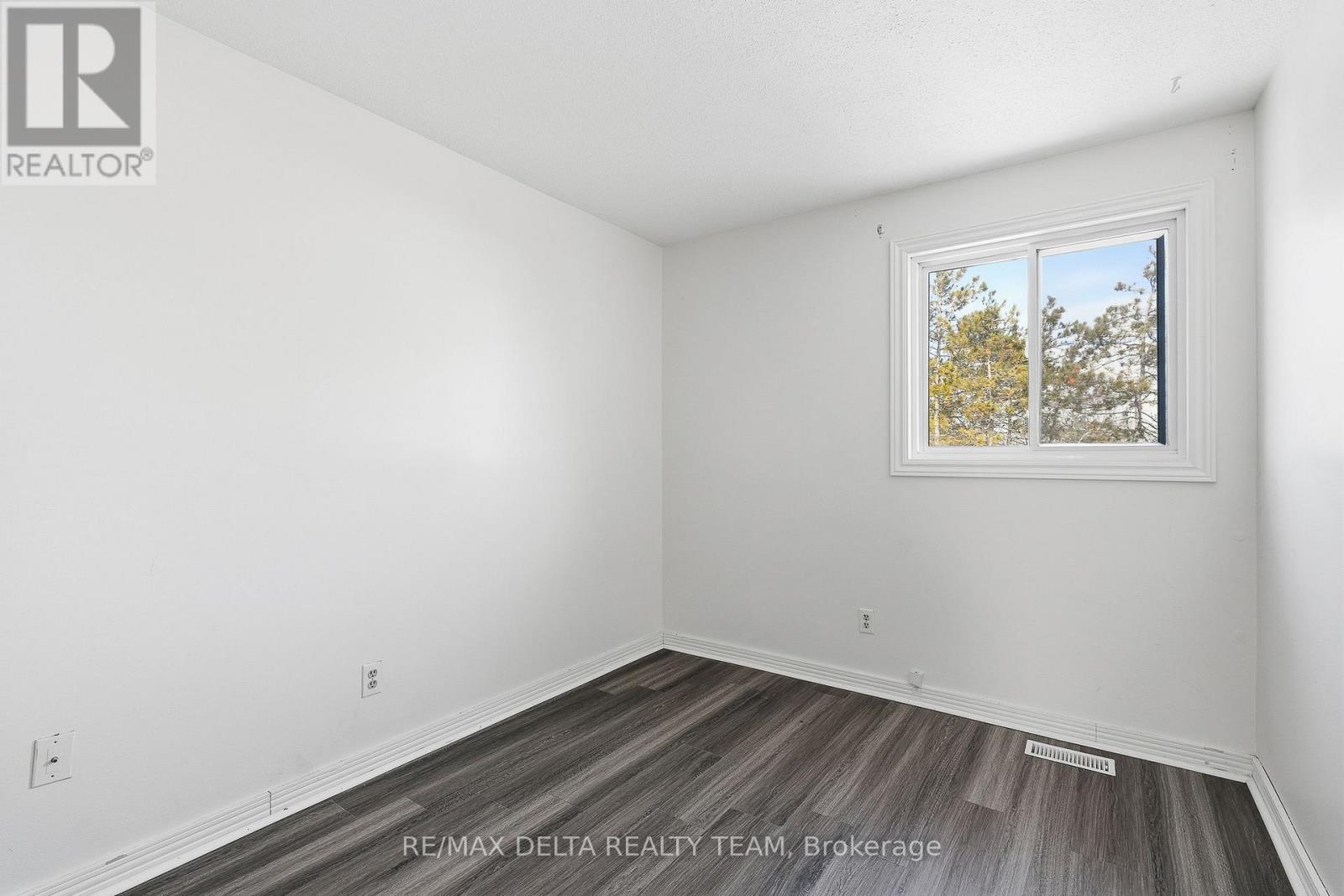 7877 Jeanne D'arc Boulevard N, Ottawa, Ontario  K1C 2J1 - Photo 19 - X12770802