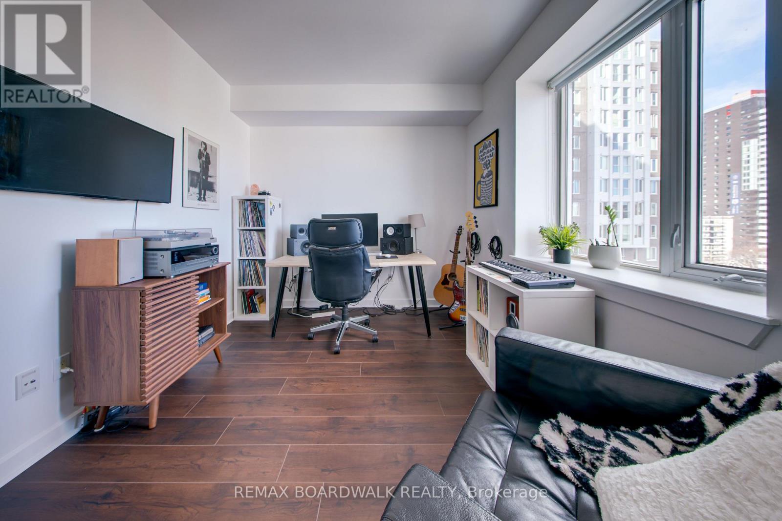 803 - 300 Lisgar Street, Ottawa, Ontario  K2P 0E2 - Photo 34 - X12770852