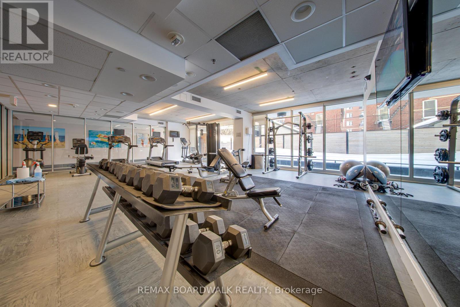 803 - 300 Lisgar Street, Ottawa, Ontario  K2P 0E2 - Photo 45 - X12770852