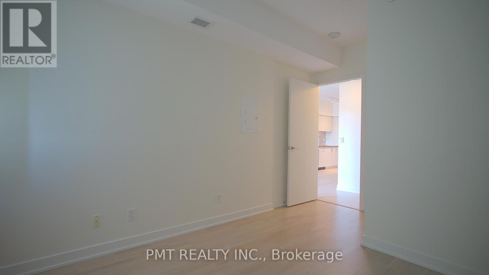 322 - 501 St. Clair Avenue W, Toronto, Ontario  M5P 0A2 - Photo 11 - C12725768