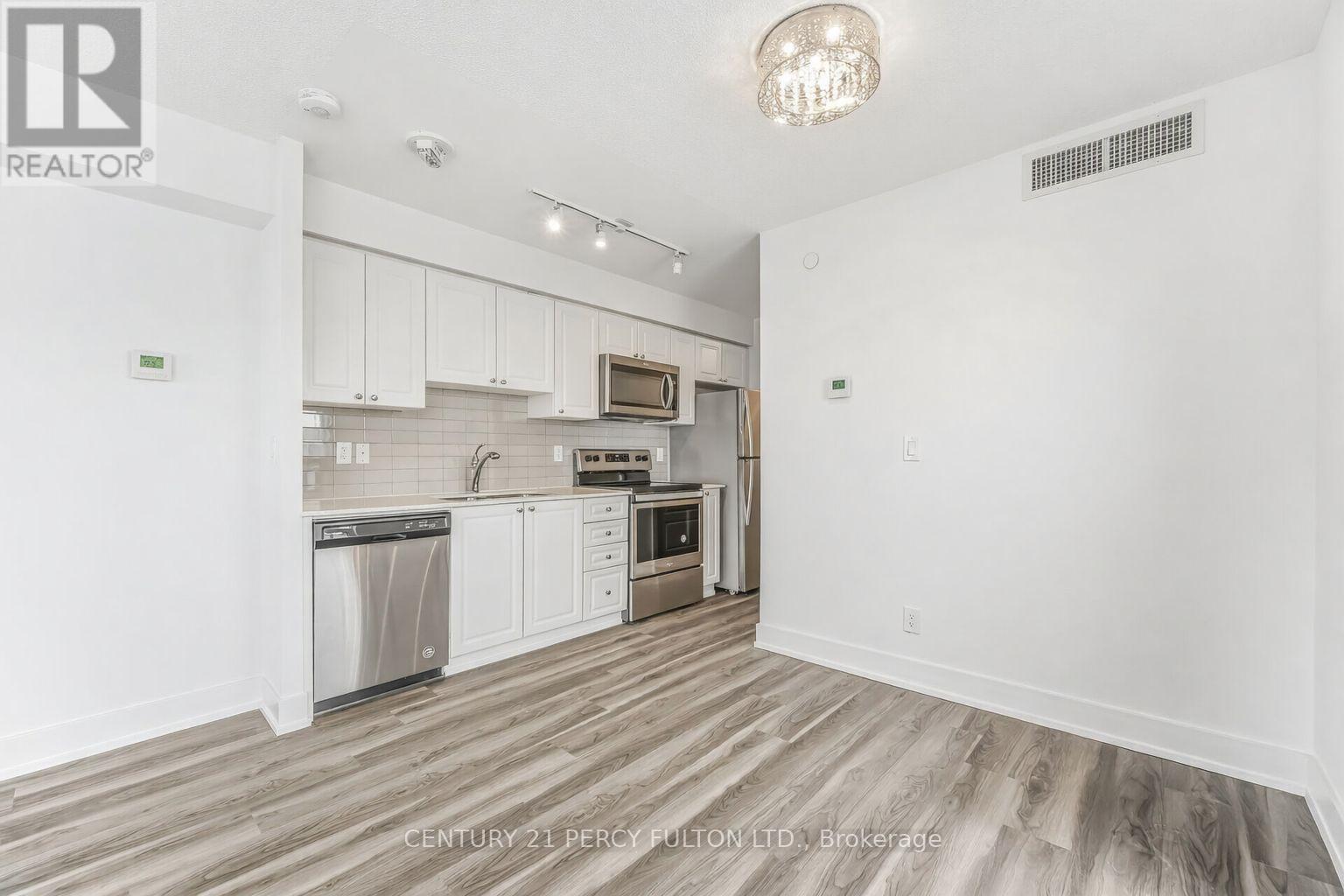 302 - 1255 Bayly Street, Pickering, Ontario L1W 1L7 - Photo 10 - E12758064