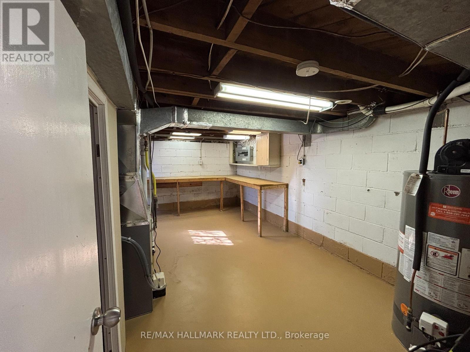 200 Berry Road, Toronto, Ontario  M8Y 1W8 - Photo 12 - W12743006