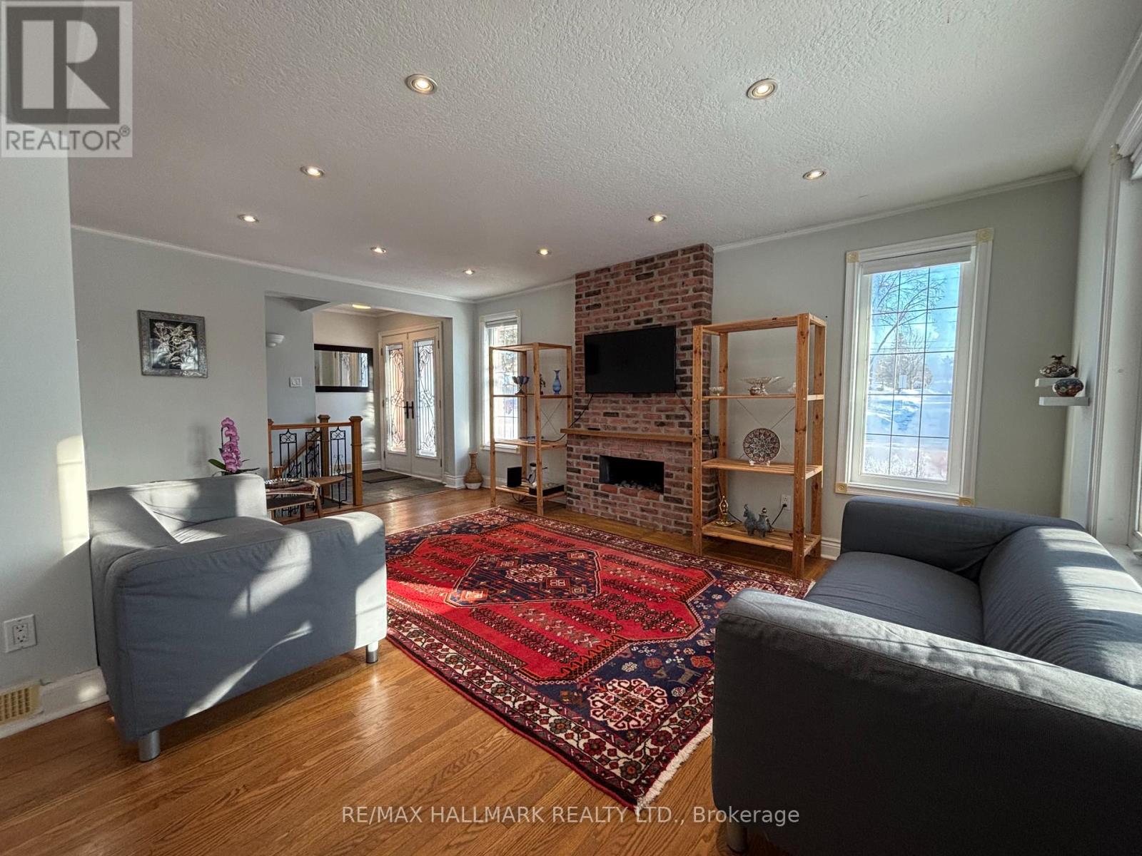 200 Berry Road, Toronto, Ontario  M8Y 1W8 - Photo 6 - W12743006