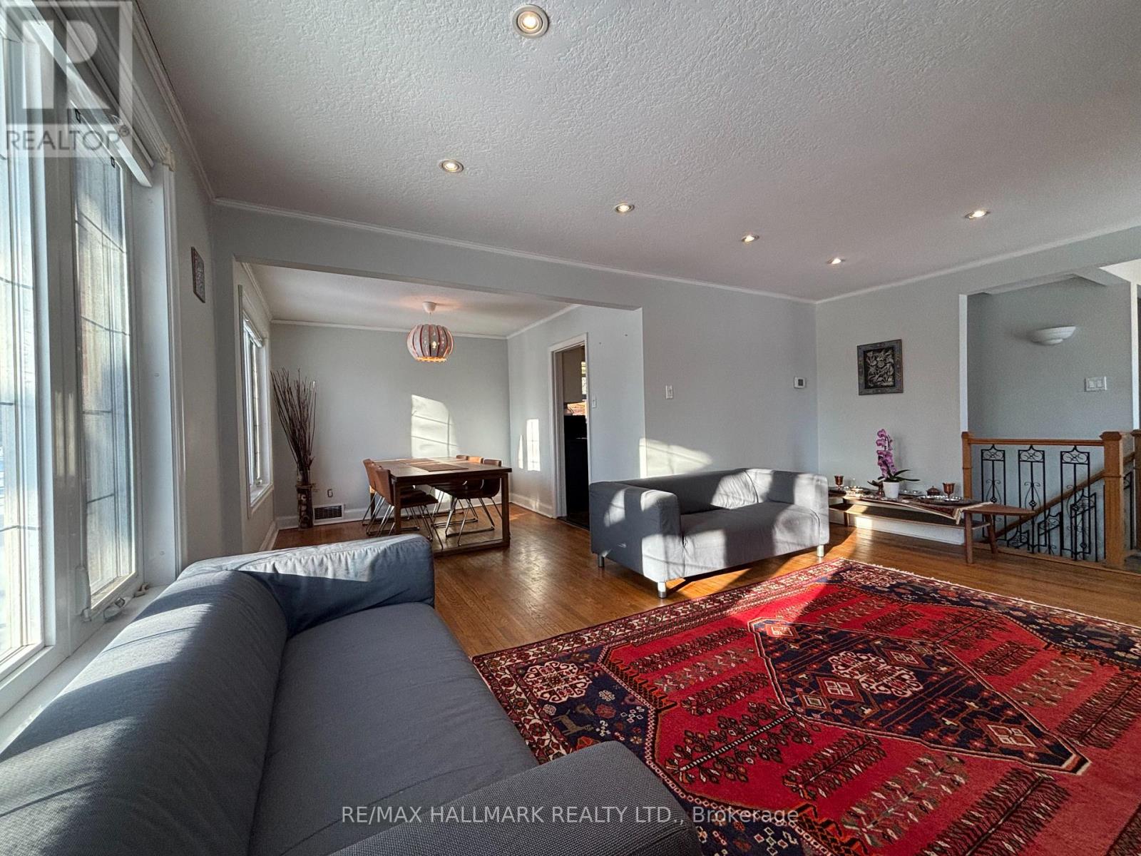 200 Berry Road, Toronto, Ontario  M8Y 1W8 - Photo 4 - W12743006