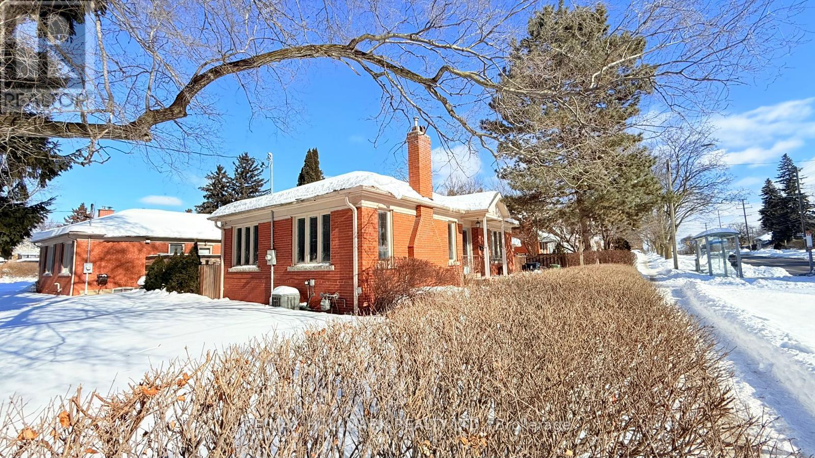 200 Berry Road, Toronto, Ontario  M8Y 1W8 - Photo 14 - W12743006