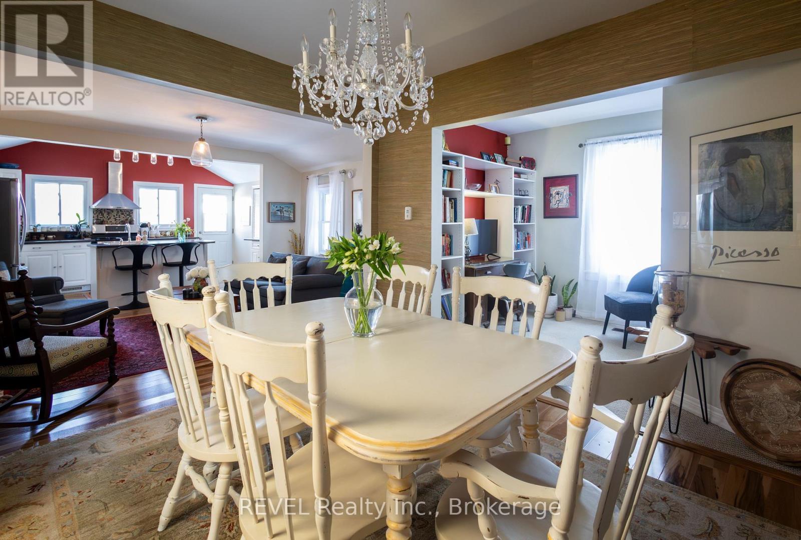 16 York Street, St. Catharines (Downtown), Ontario  L2R 6B8 - Photo 12 - X12770924