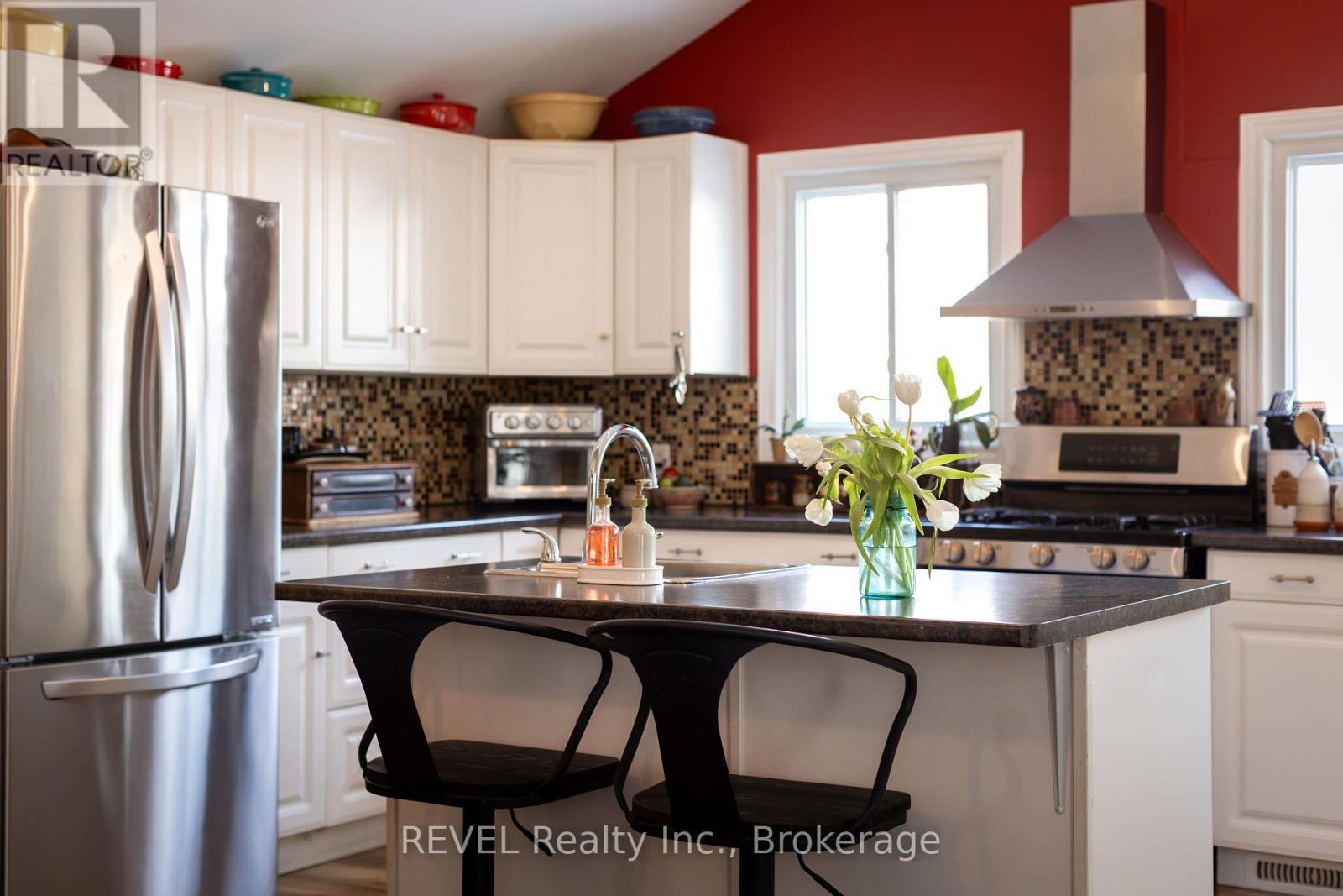 16 York Street, St. Catharines (Downtown), Ontario  L2R 6B8 - Photo 21 - X12770924