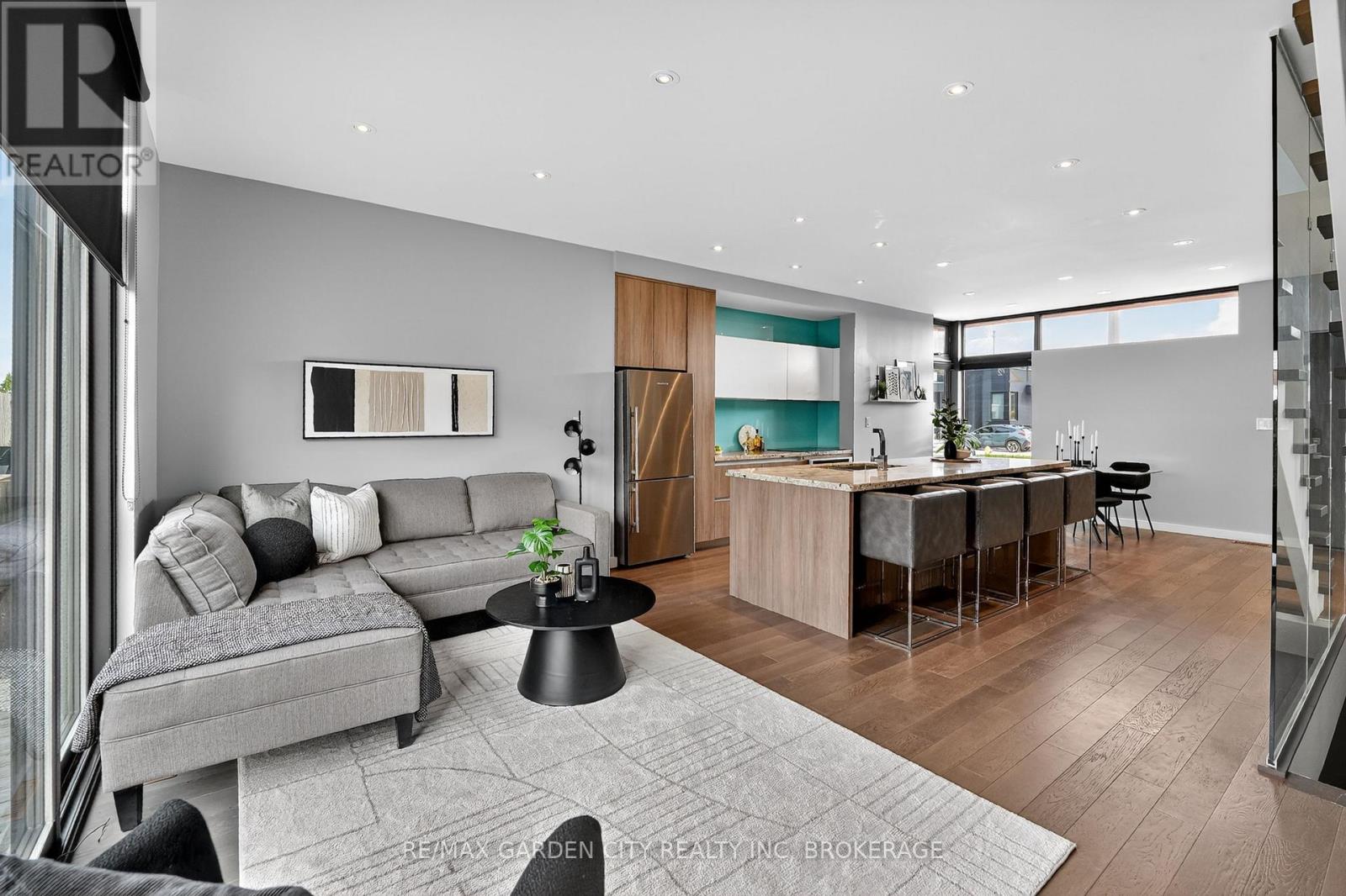 12 1/2 Beamer Court, Thorold (Confederation Heights), Ontario  L2V 0C9 - Photo 13 - X12770930