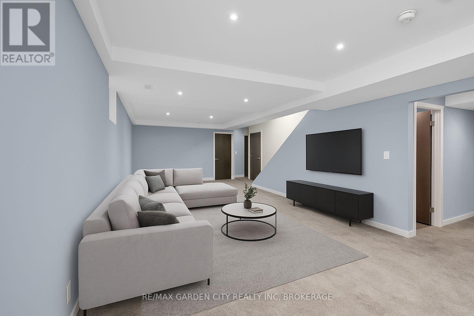 12 1/2 Beamer Court, Thorold (Confederation Heights), Ontario  L2V 0C9 - Photo 37 - X12770930