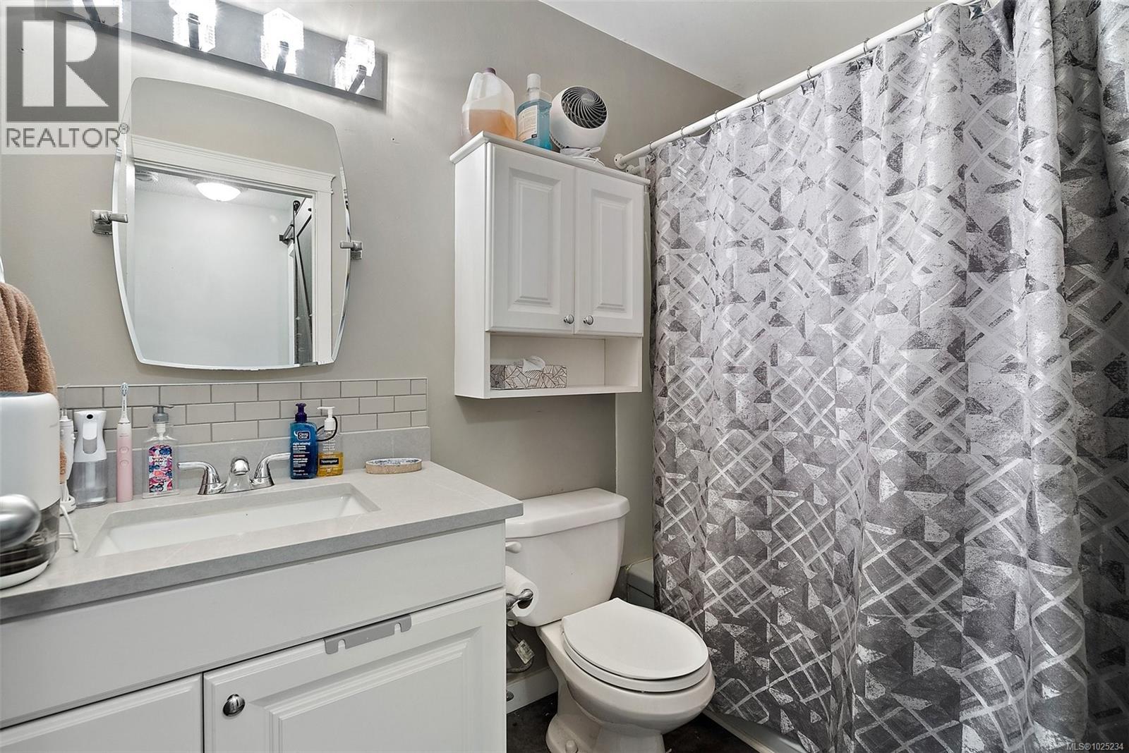 206 3244 Seaton St, Saanich, British Columbia  V8Z 3Y7 - Photo 10 - 1025234