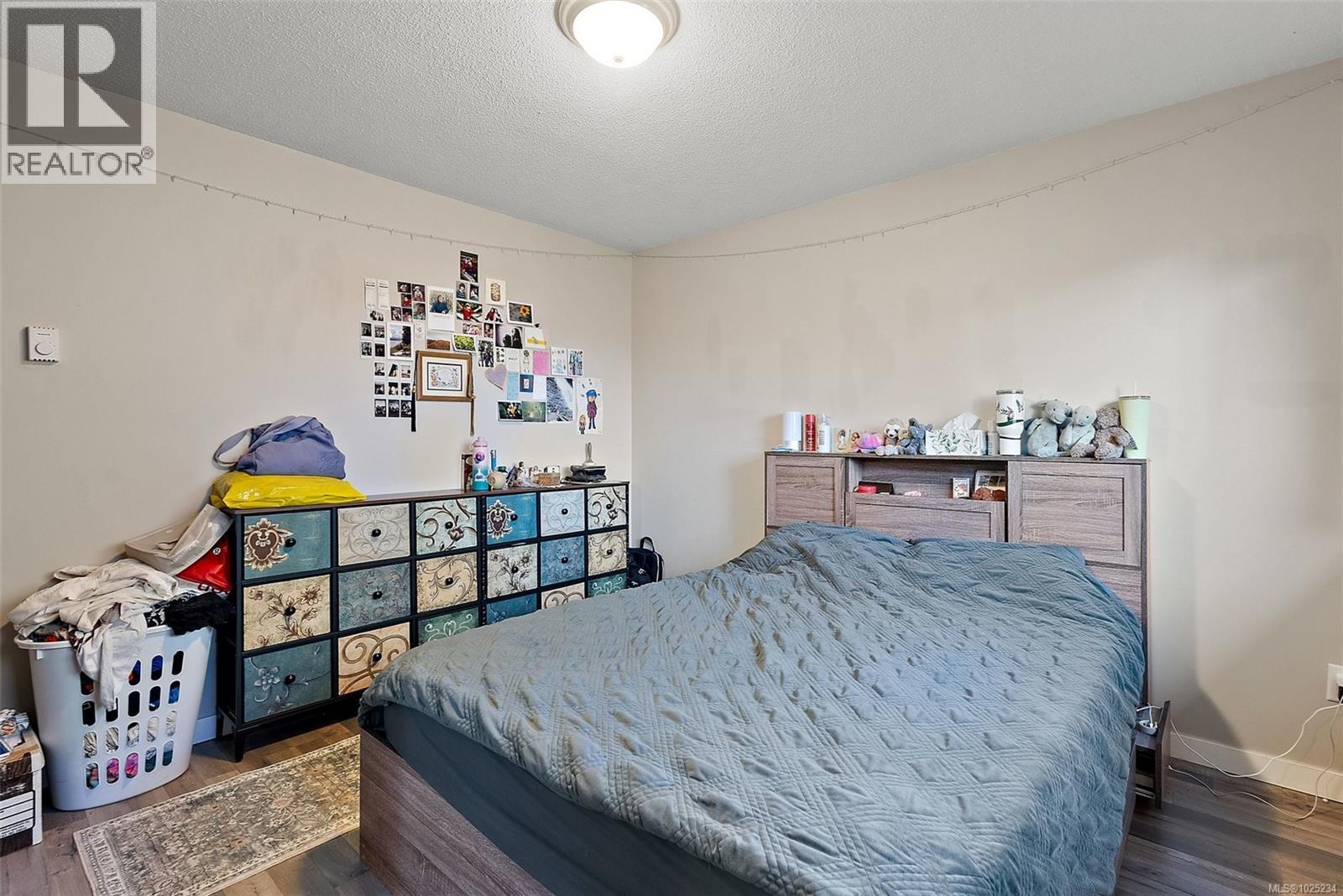 206 3244 Seaton St, Saanich, British Columbia  V8Z 3Y7 - Photo 11 - 1025234