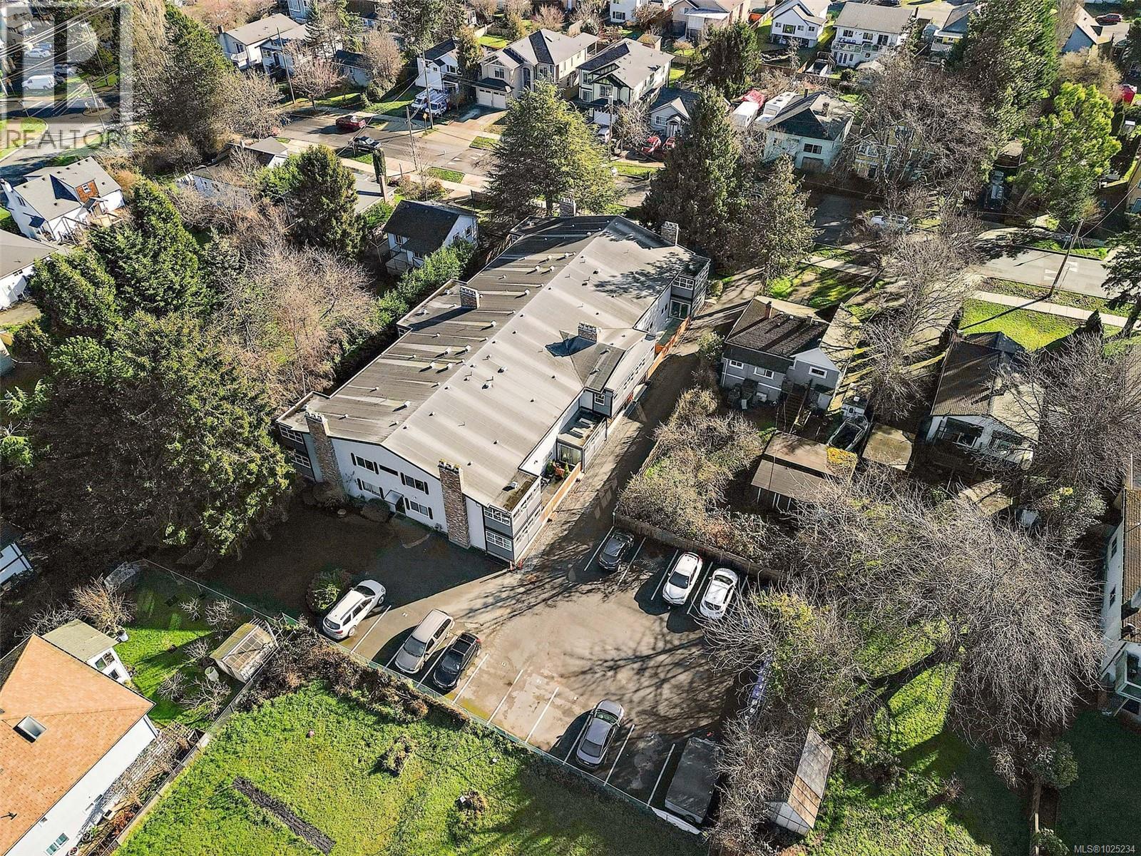 206 3244 Seaton St, Saanich, British Columbia  V8Z 3Y7 - Photo 19 - 1025234