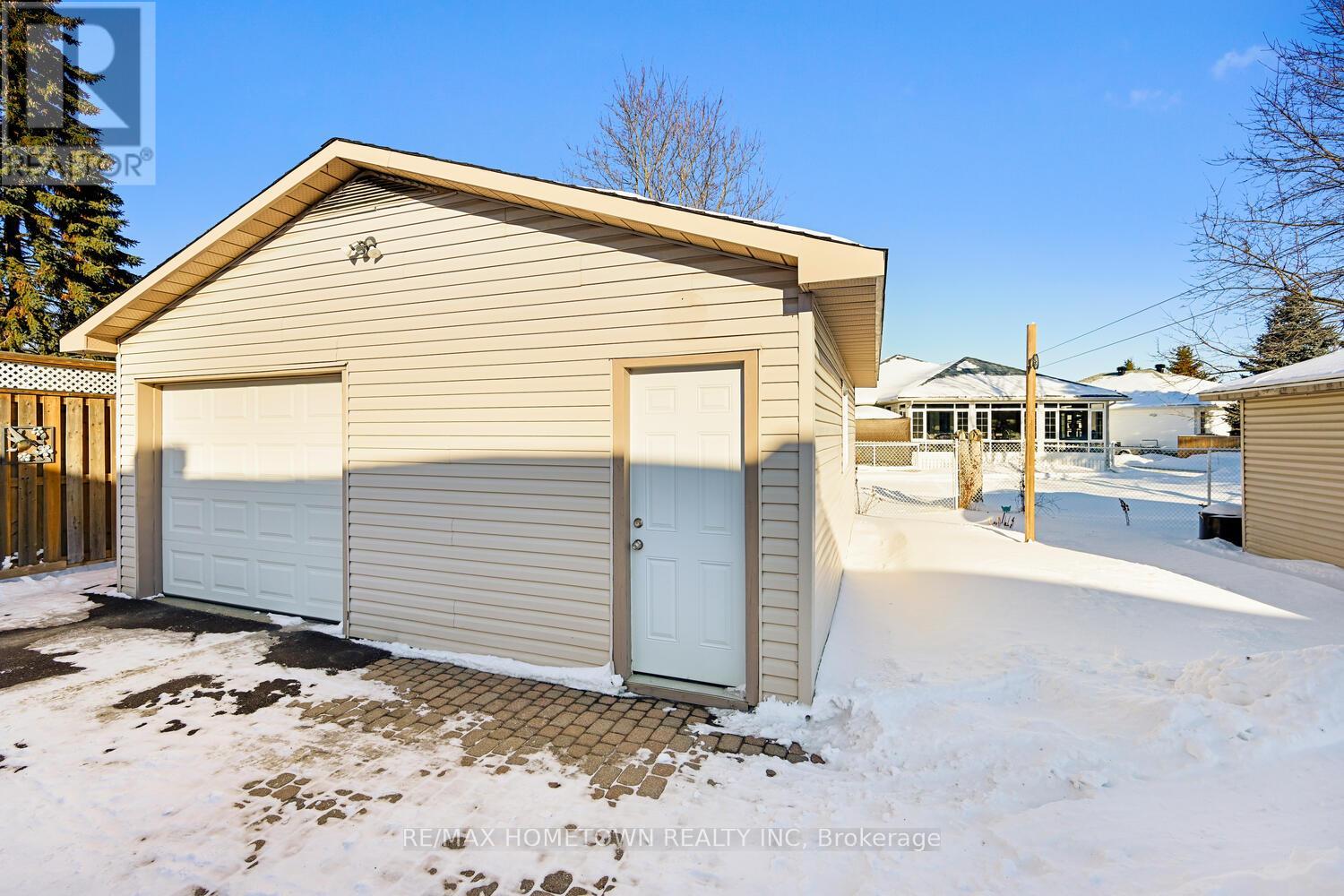 93 Windsor Drive, Brockville, Ontario  K6V 3H7 - Photo 24 - X12770780