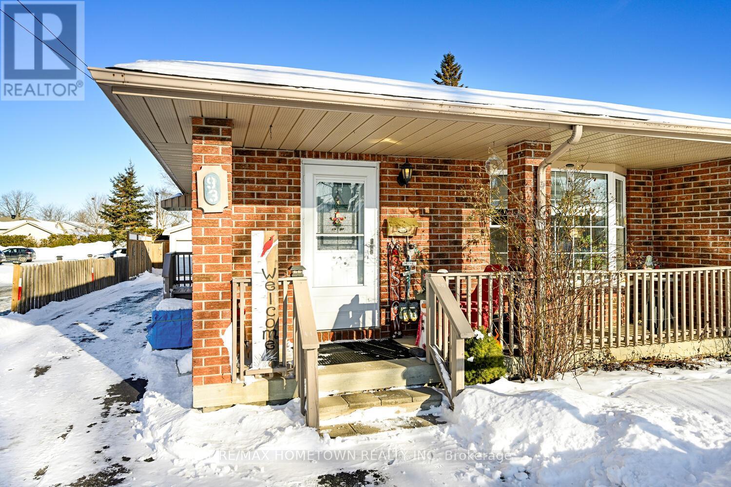 93 Windsor Drive, Brockville, Ontario  K6V 3H7 - Photo 3 - X12770780