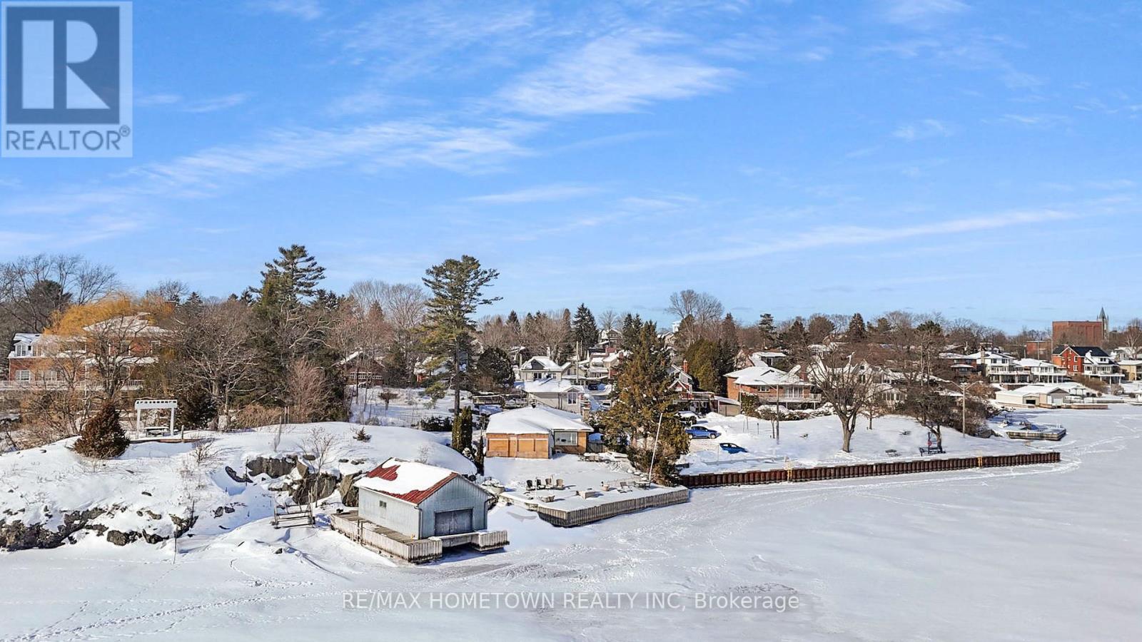 14 Thomas Street, Brockville, Ontario  K6V 5L1 - Photo 14 - X12770856