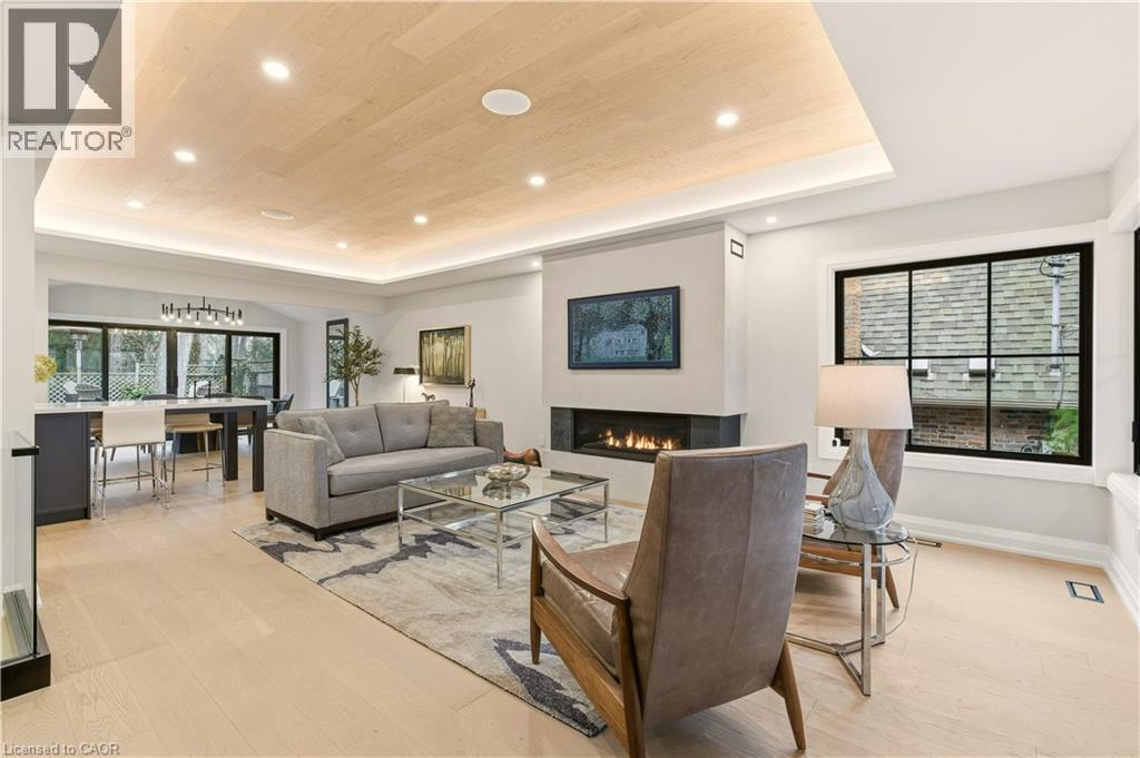 759 Shadeland Avenue, Burlington, Ontario  L7T 2M2 - Photo 3 - 40797267