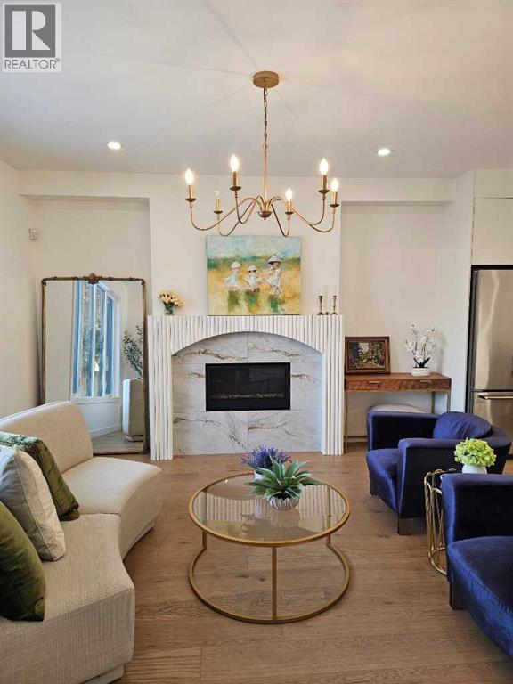 2038 54 Avenue Sw, Calgary, Alberta  T3E 1L6 - Photo 3 - A2280168