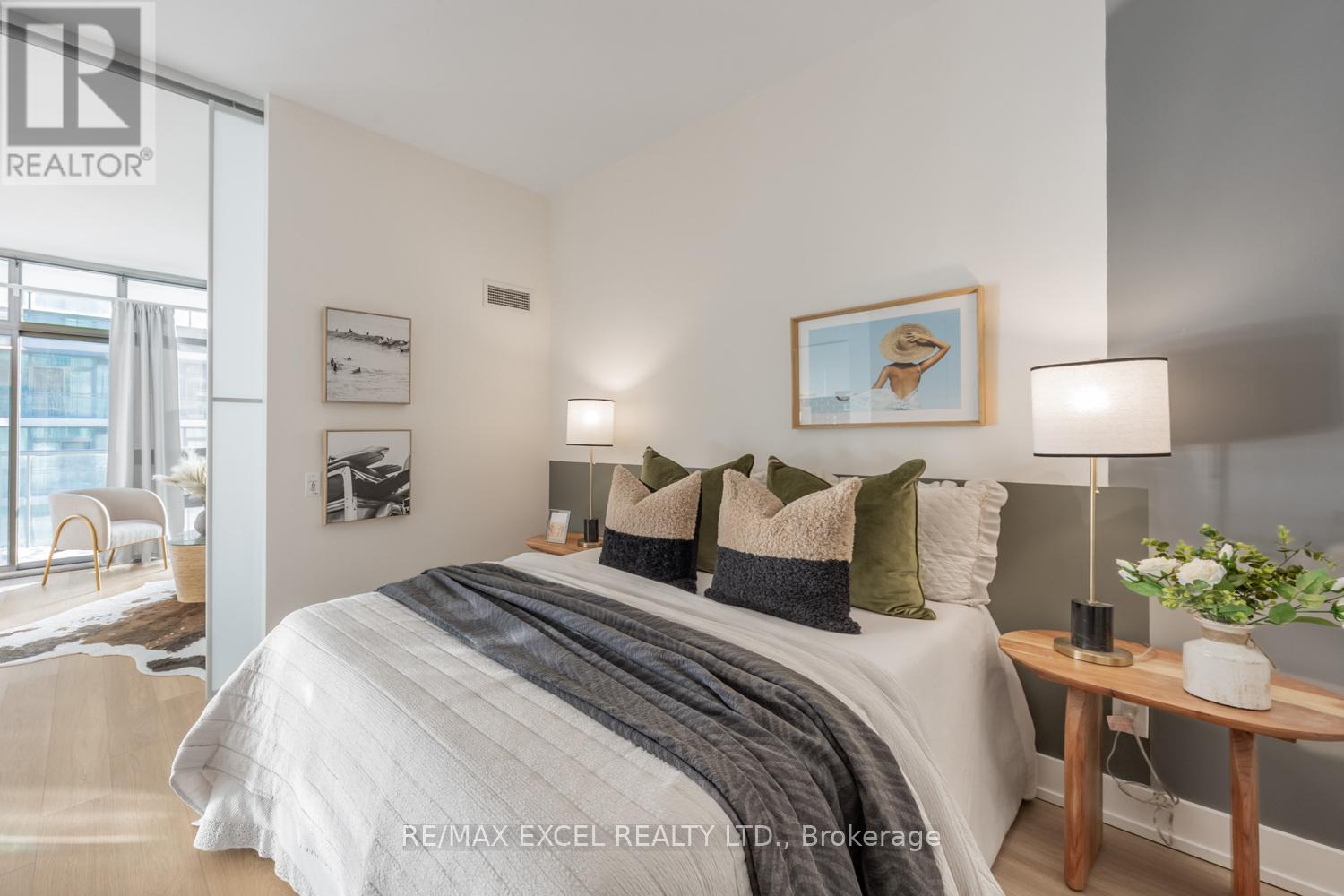 3709 - 33 Charles Street E, Toronto, Ontario  M4Y 1R9 - Photo 16 - C12770752