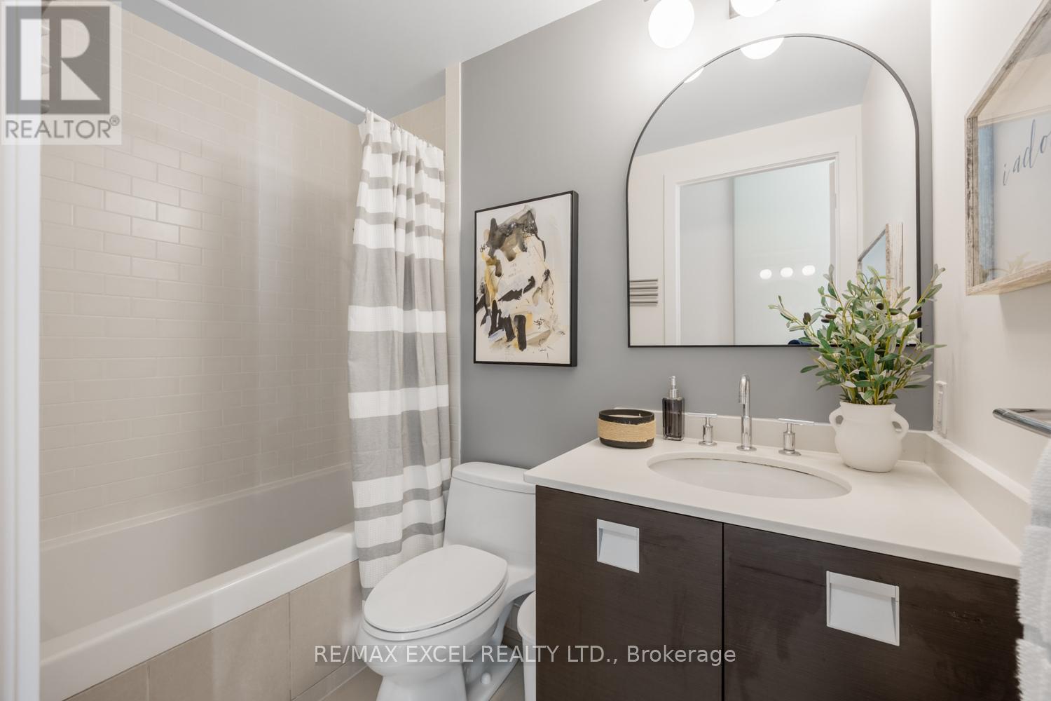 3709 - 33 Charles Street E, Toronto, Ontario  M4Y 1R9 - Photo 20 - C12770752