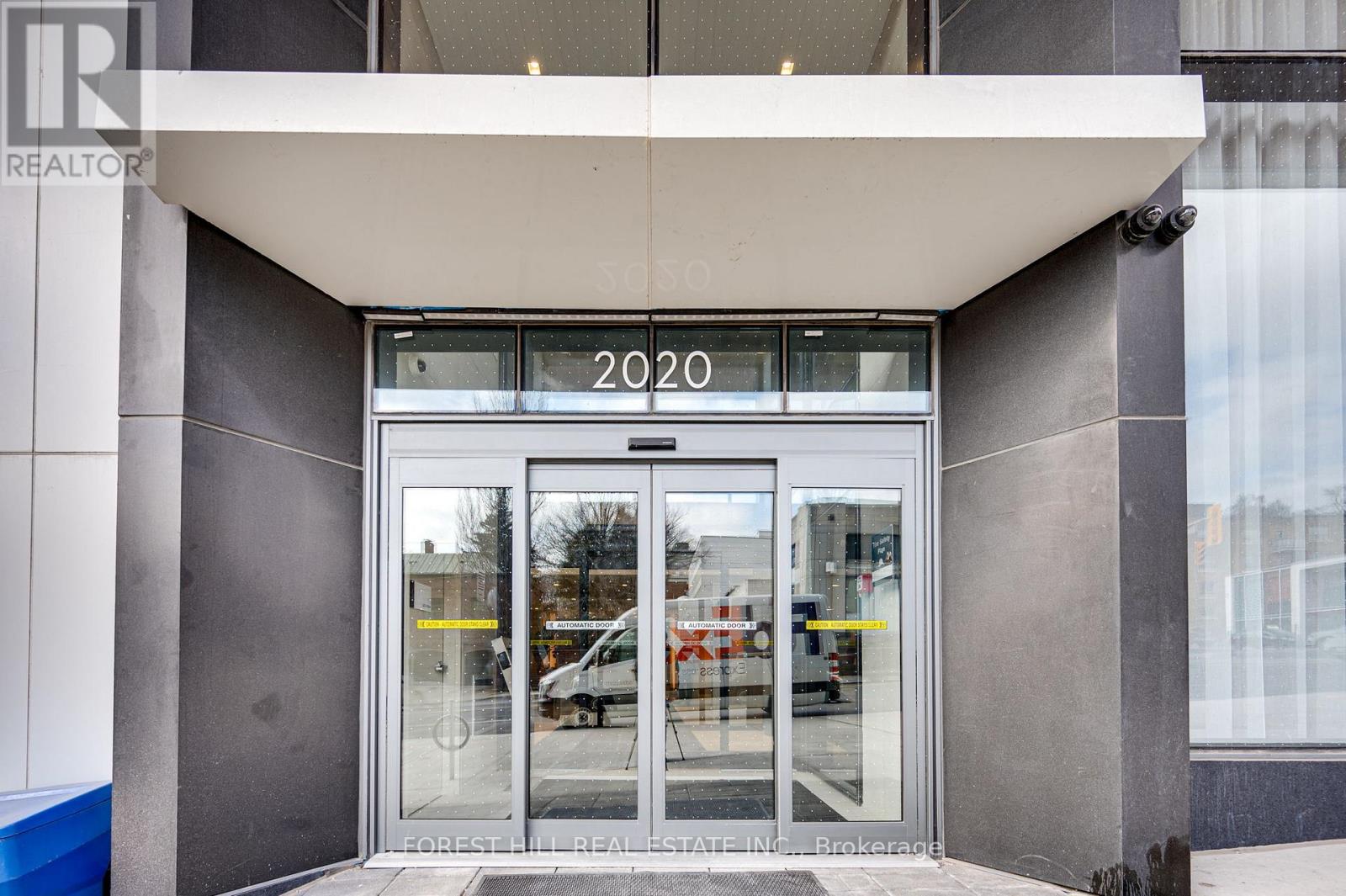 926 - 2020 Bathurst Street, Toronto, Ontario  M5P 0A6 - Photo 2 - C12770840