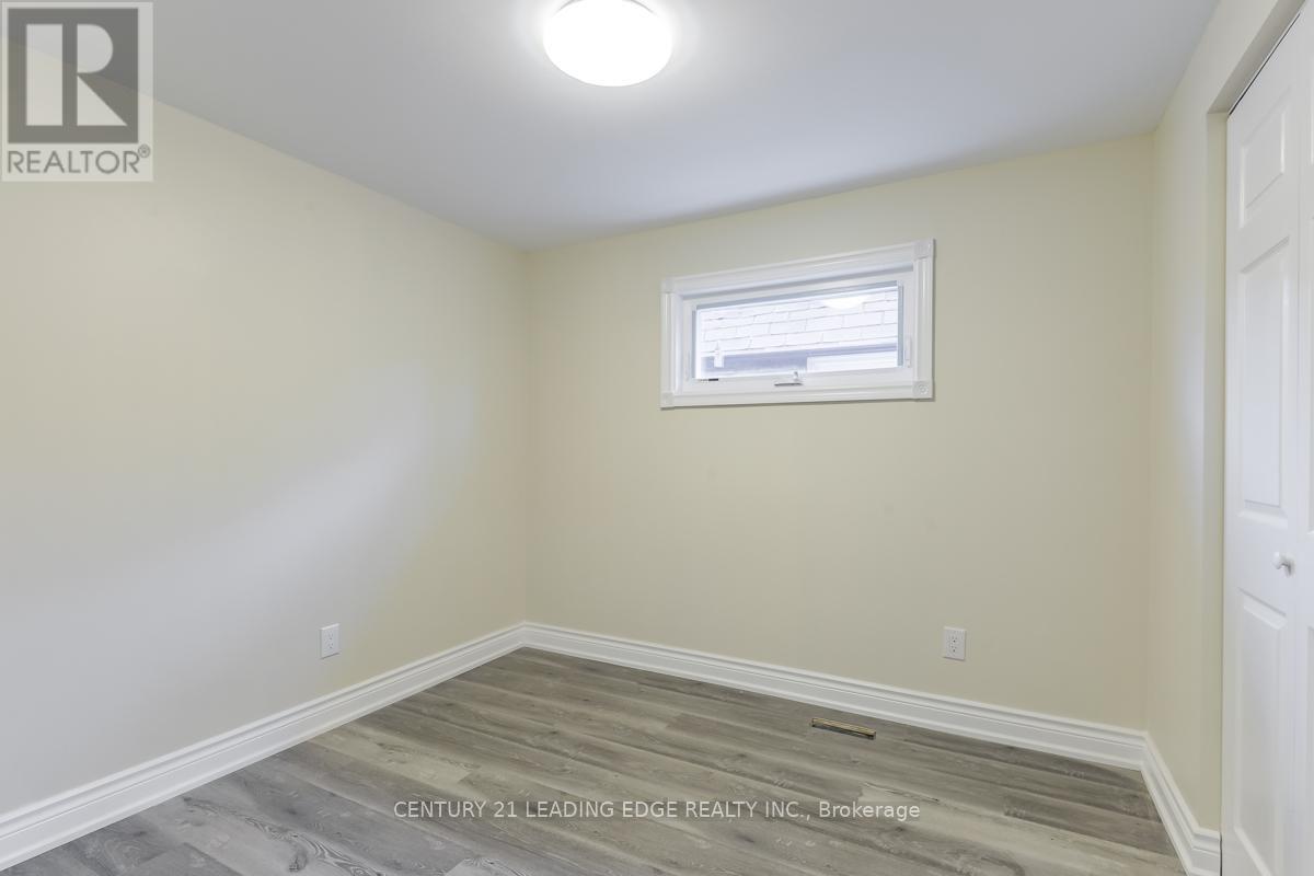 Main Fl - 16 Medaca Street, Toronto, Ontario  M2J 3A7 - Photo 13 - C12770866