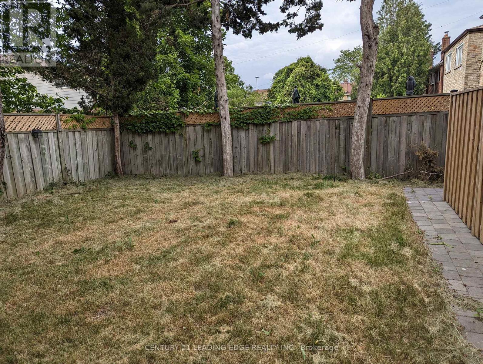 Main Fl - 16 Medaca Street, Toronto, Ontario  M2J 3A7 - Photo 19 - C12770866