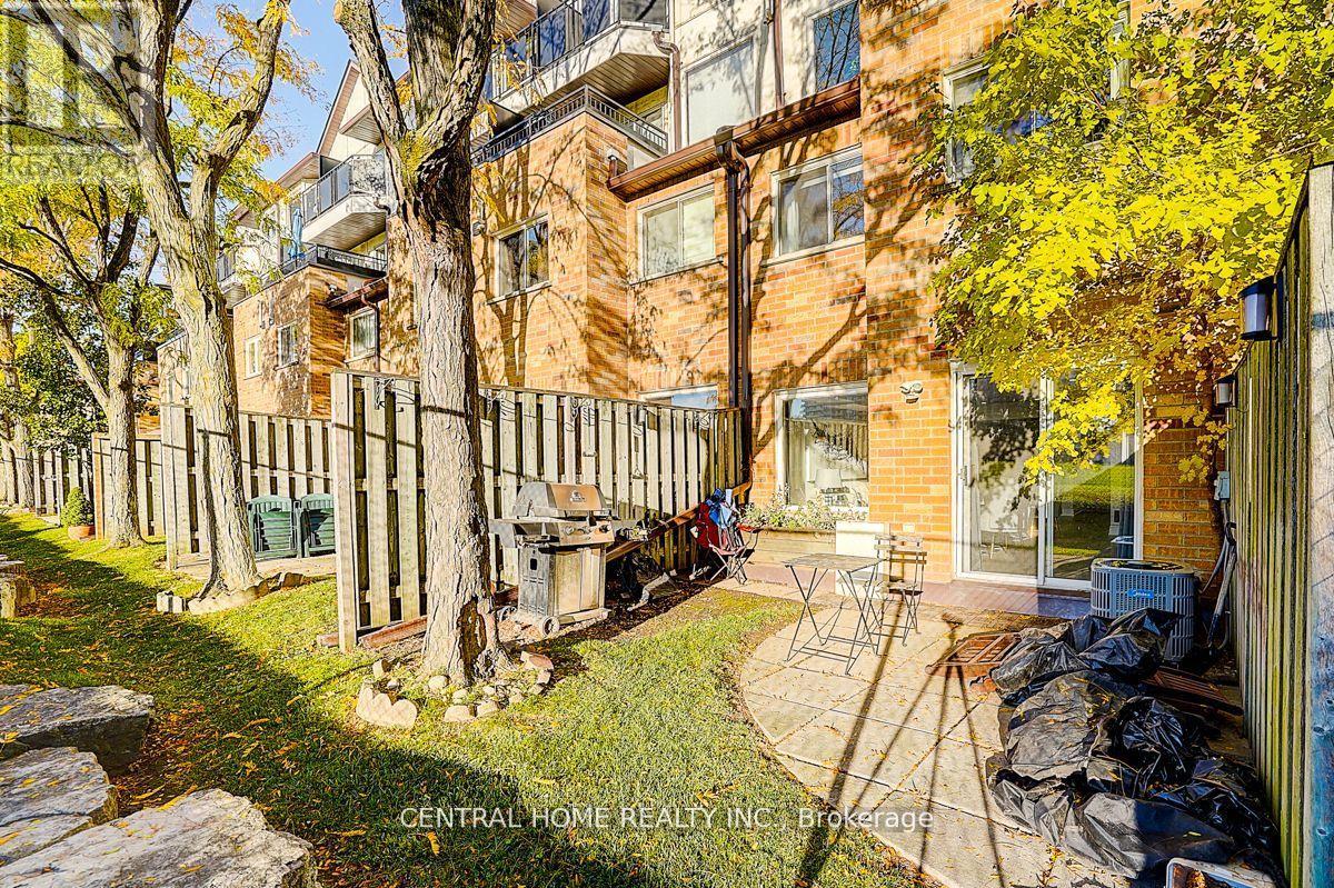 11 - 988 Sheppard Avenue W, Toronto, Ontario  M3H 2T6 - Photo 27 - C12770916