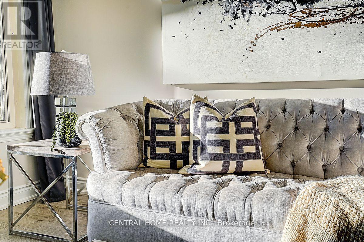 11 - 988 Sheppard Avenue W, Toronto, Ontario  M3H 2T6 - Photo 8 - C12770916