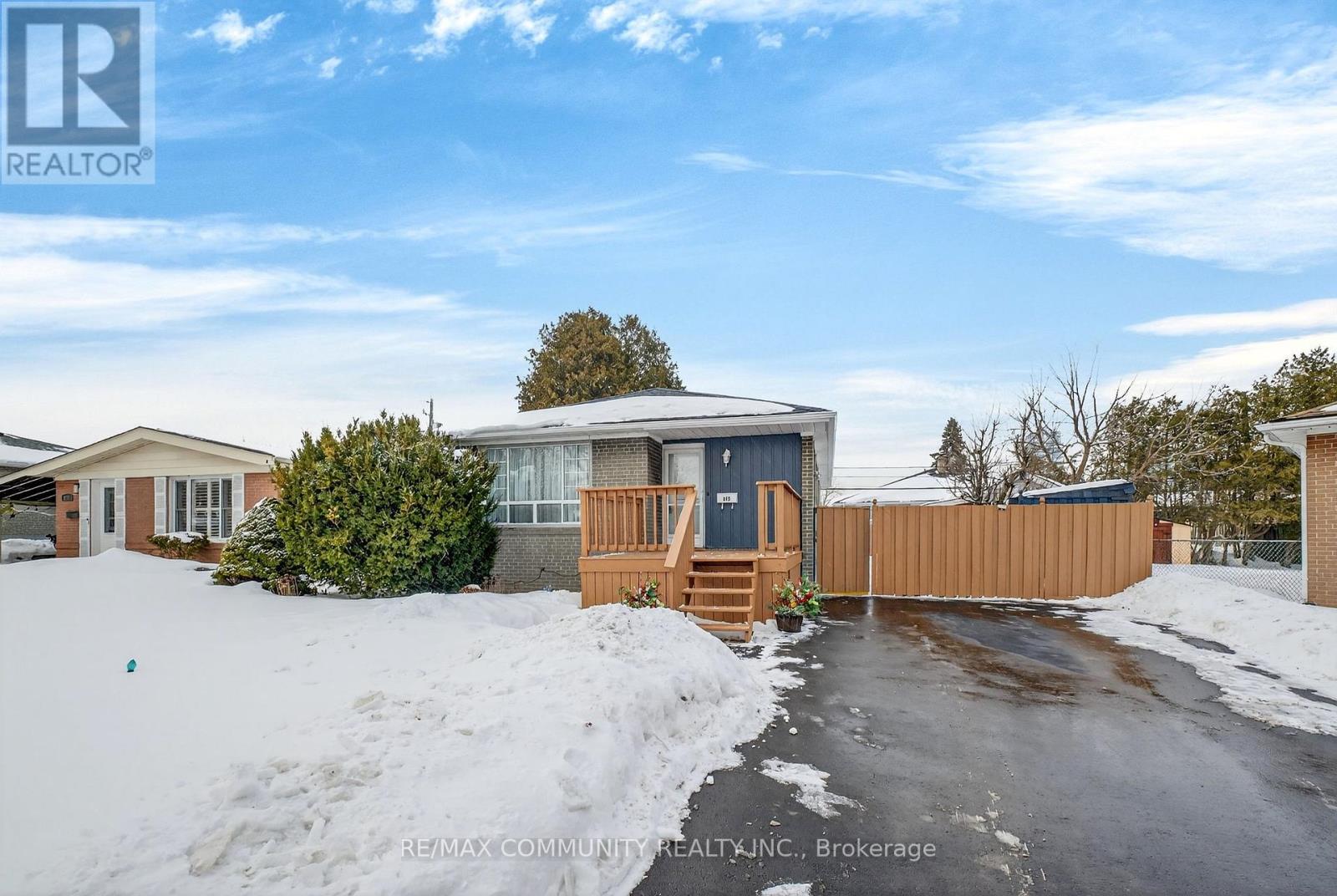855 ZATOR AVENUE, Pickering, Ontario
