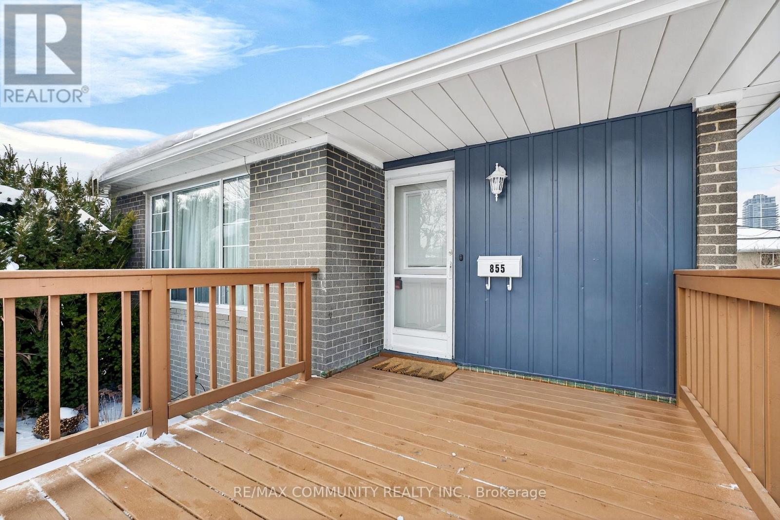 855 Zator Avenue, Pickering, Ontario  L1W 1Y2 - Photo 5 - E12770882