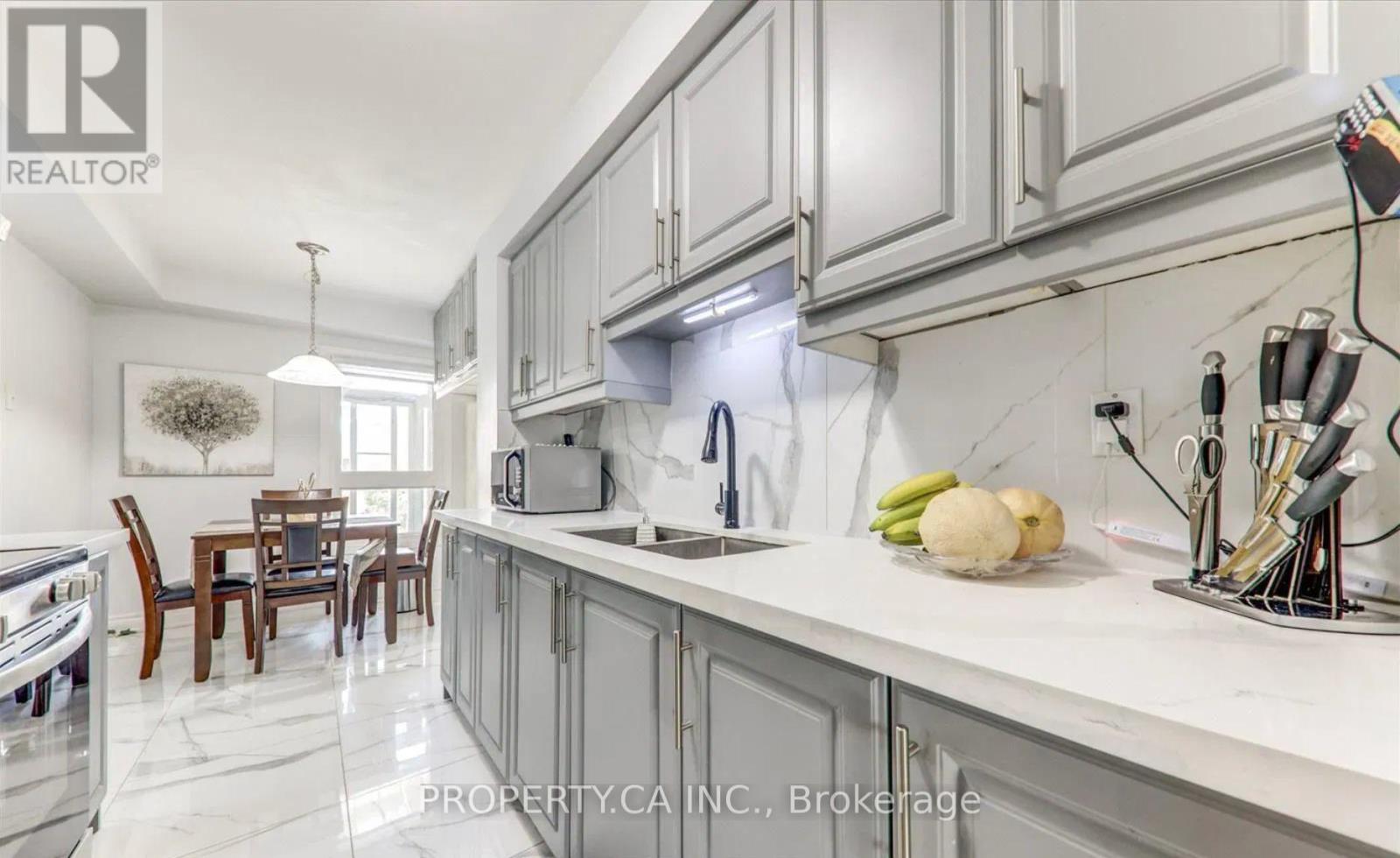 Upper - 78 Pennyhill Drive, Toronto, Ontario  M1B 4J9 - Photo 4 - E12770954