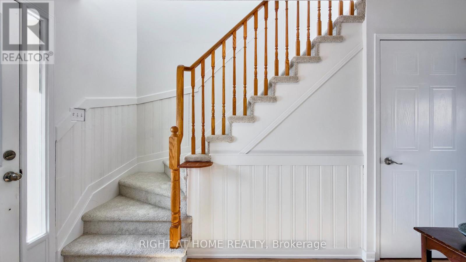 25 Macintyre Lane, Ajax, Ontario  L1T 3X4 - Photo 10 - E12770966