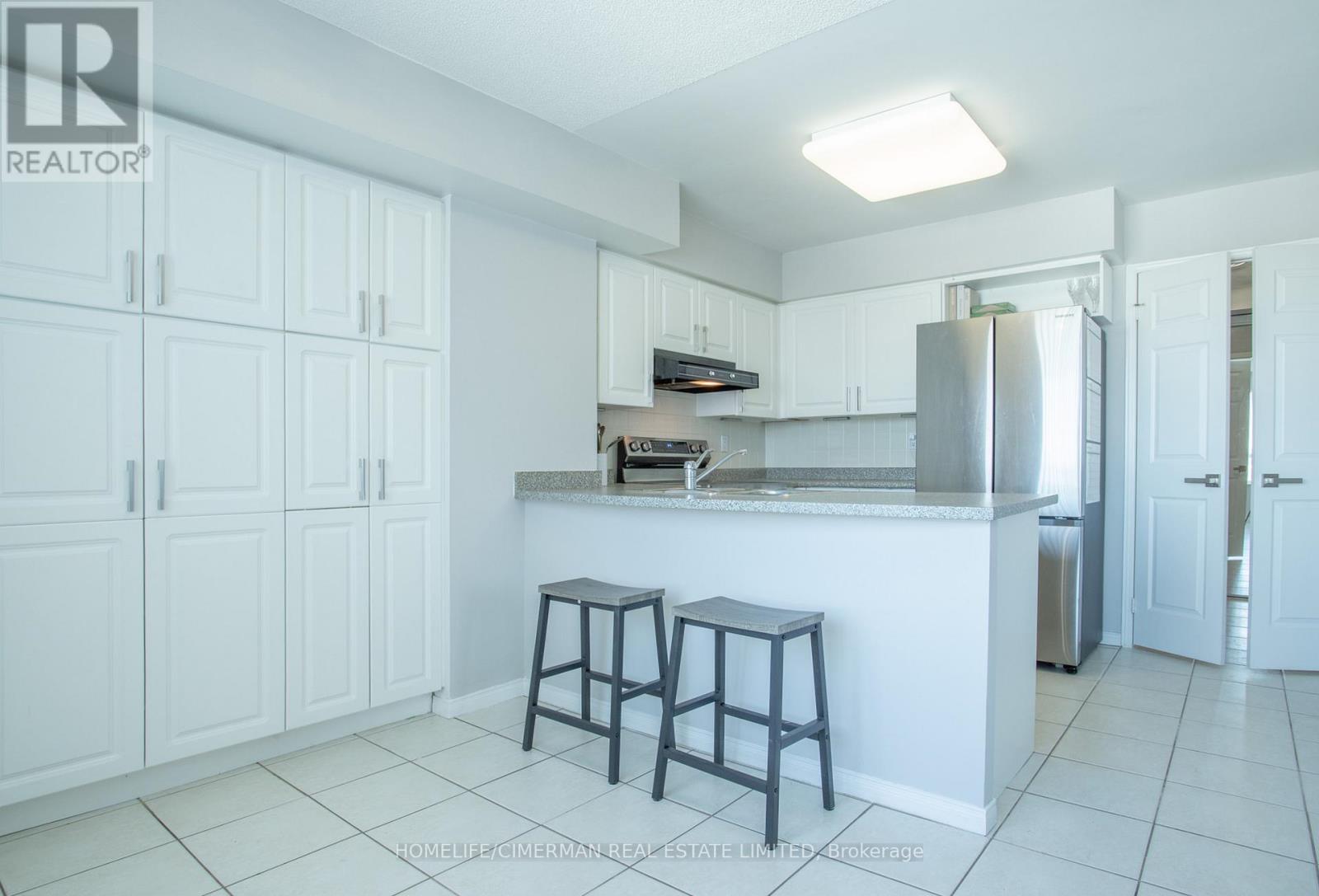 702 - 5 Emerald Lane, Vaughan, Ontario  L4J 8P7 - Photo 30 - N12770774