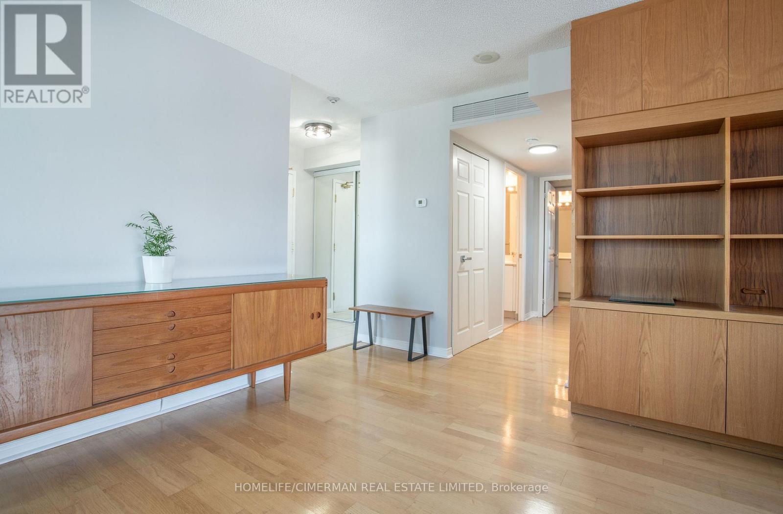 702 - 5 Emerald Lane, Vaughan, Ontario  L4J 8P7 - Photo 34 - N12770774