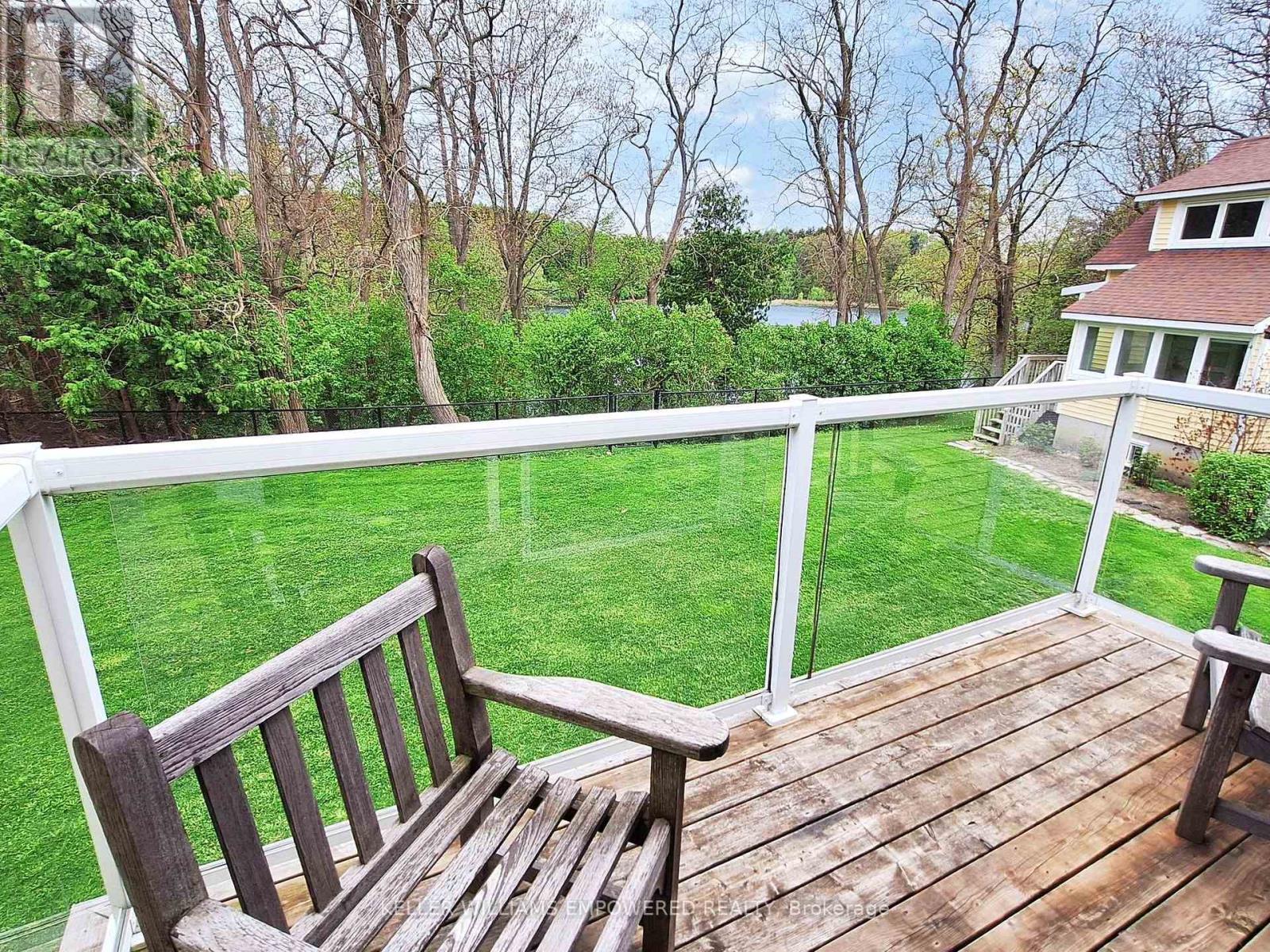 6 Macleod Estate Court, Richmond Hill, Ontario  L4E 0B1 - Photo 14 - N12770824