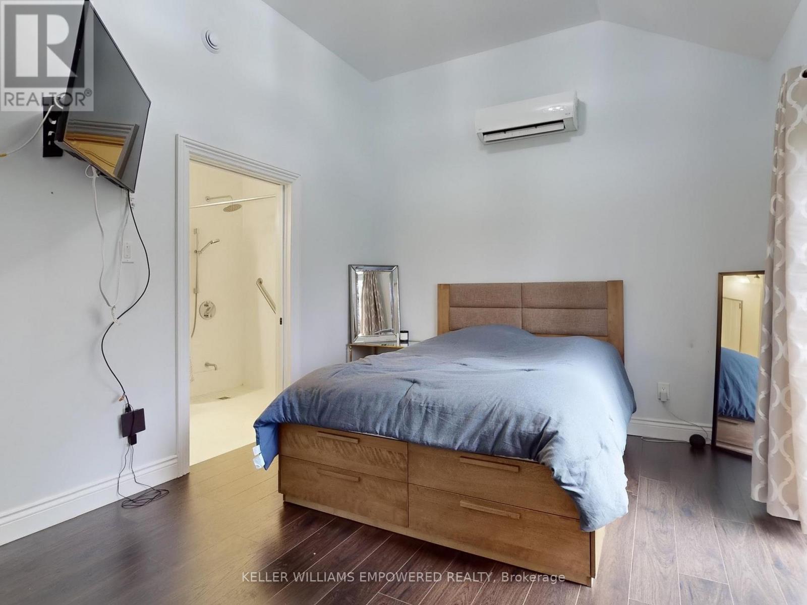 6 Macleod Estate Court, Richmond Hill, Ontario  L4E 0B1 - Photo 18 - N12770824