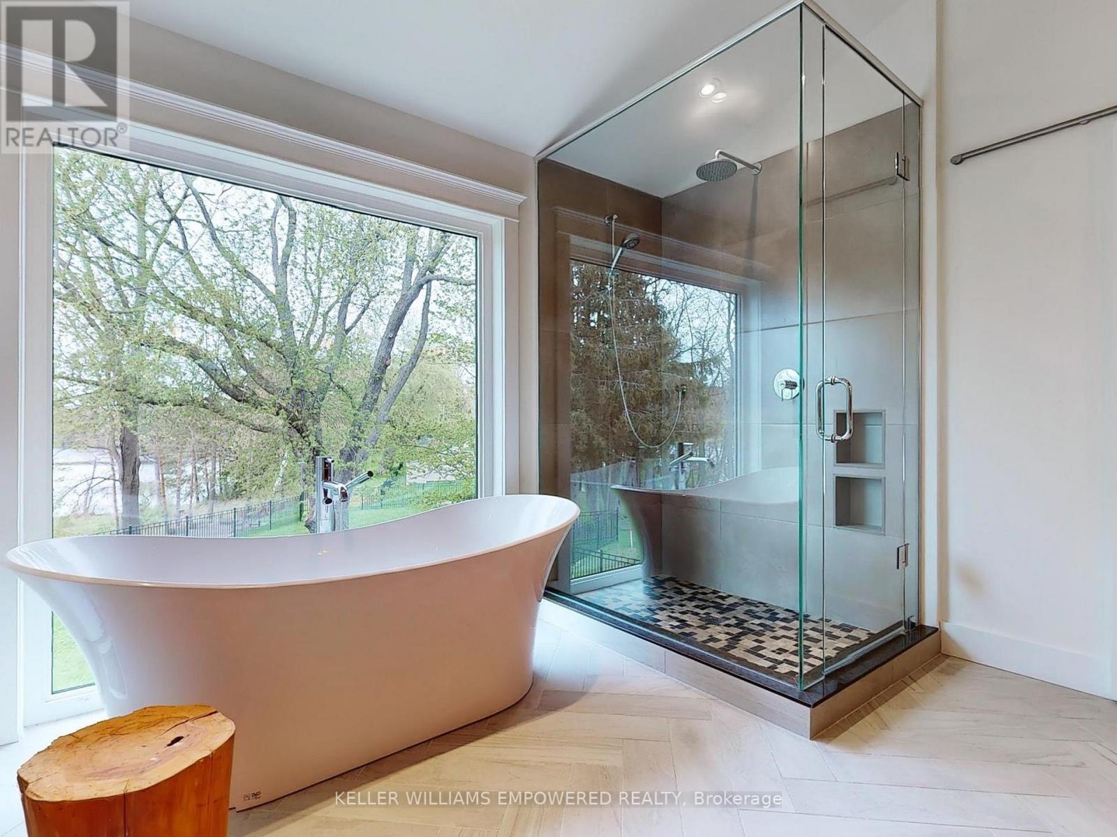 8 Macleod Estate Court, Richmond Hill, Ontario  L4E 0B1 - Photo 30 - N12770826