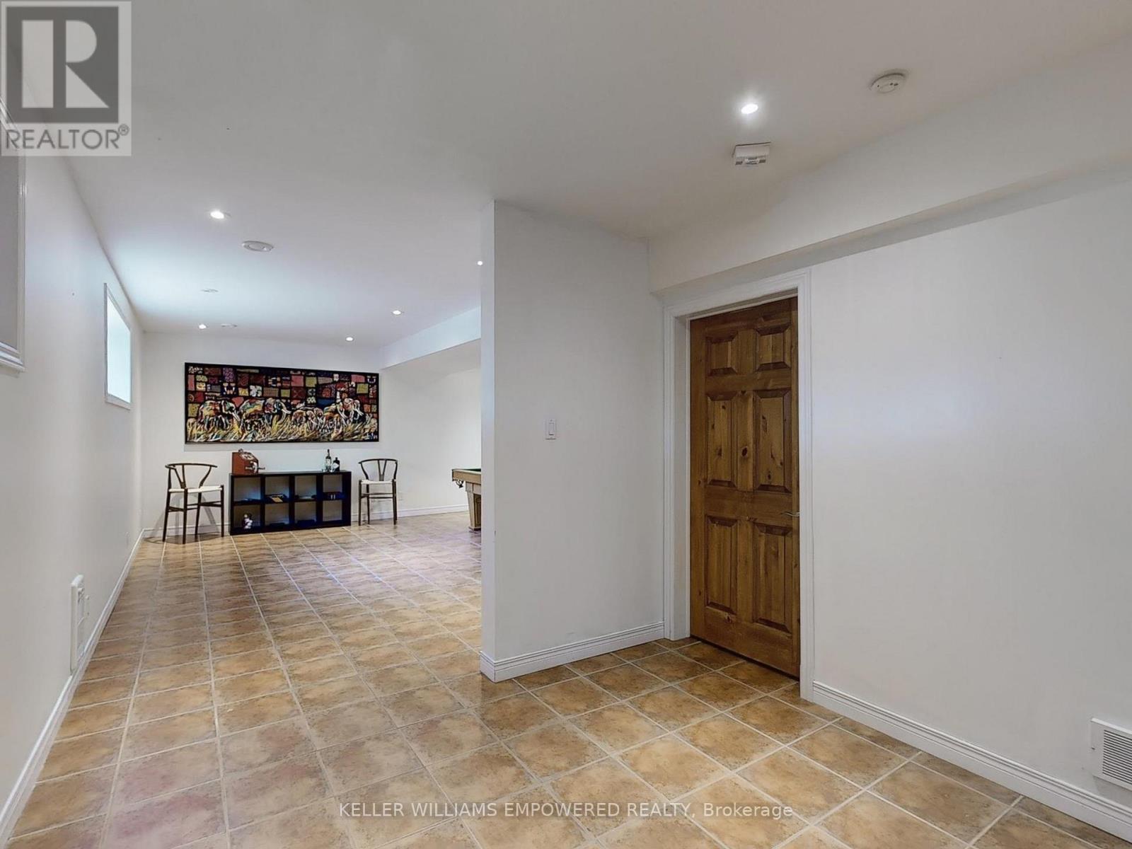 8 Macleod Estate Court, Richmond Hill, Ontario  L4E 0B1 - Photo 42 - N12770826