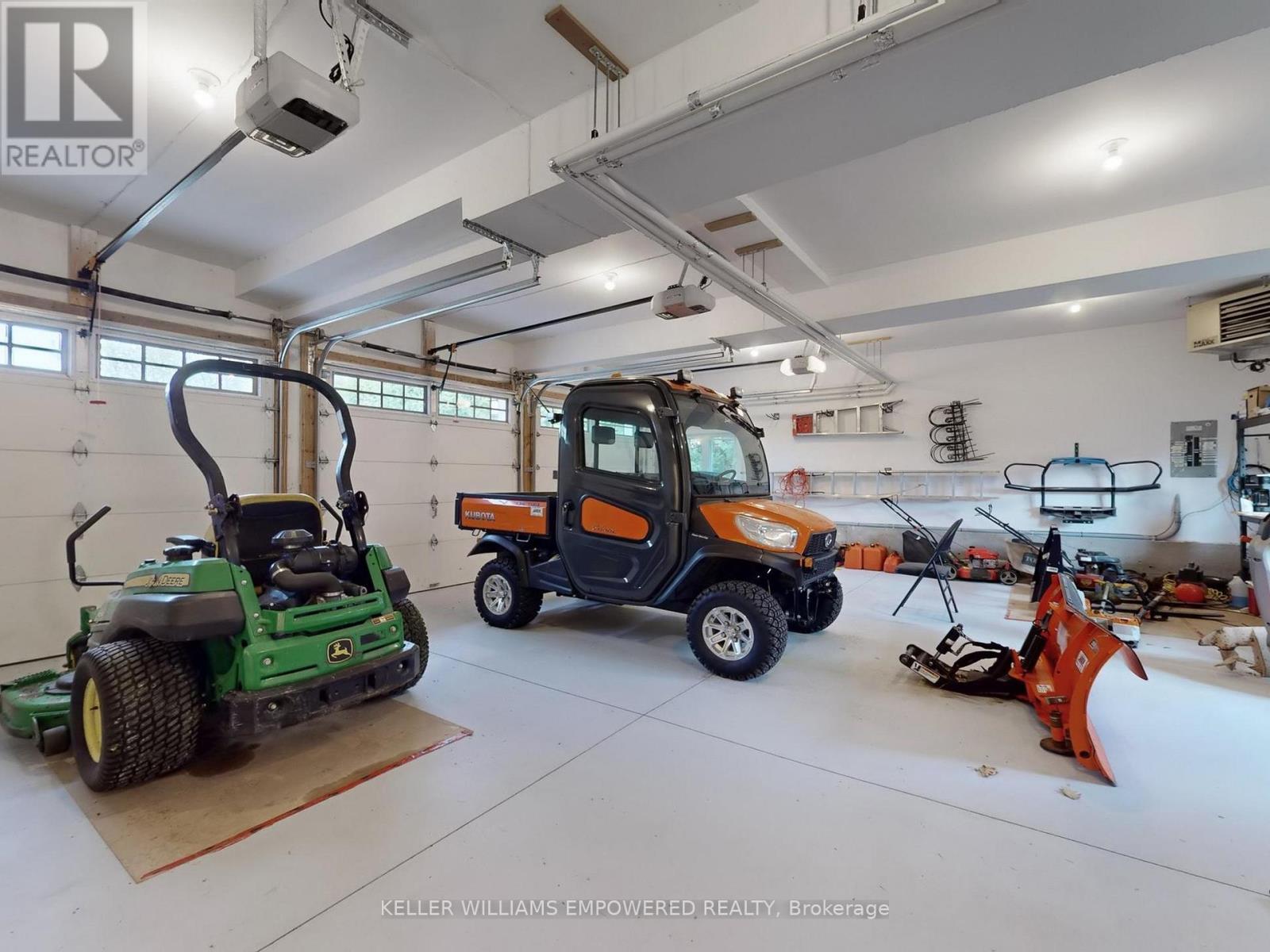 6 And 8 Macleod Estate Court, Richmond Hill, Ontario  L4E 0B1 - Photo 48 - N12770830