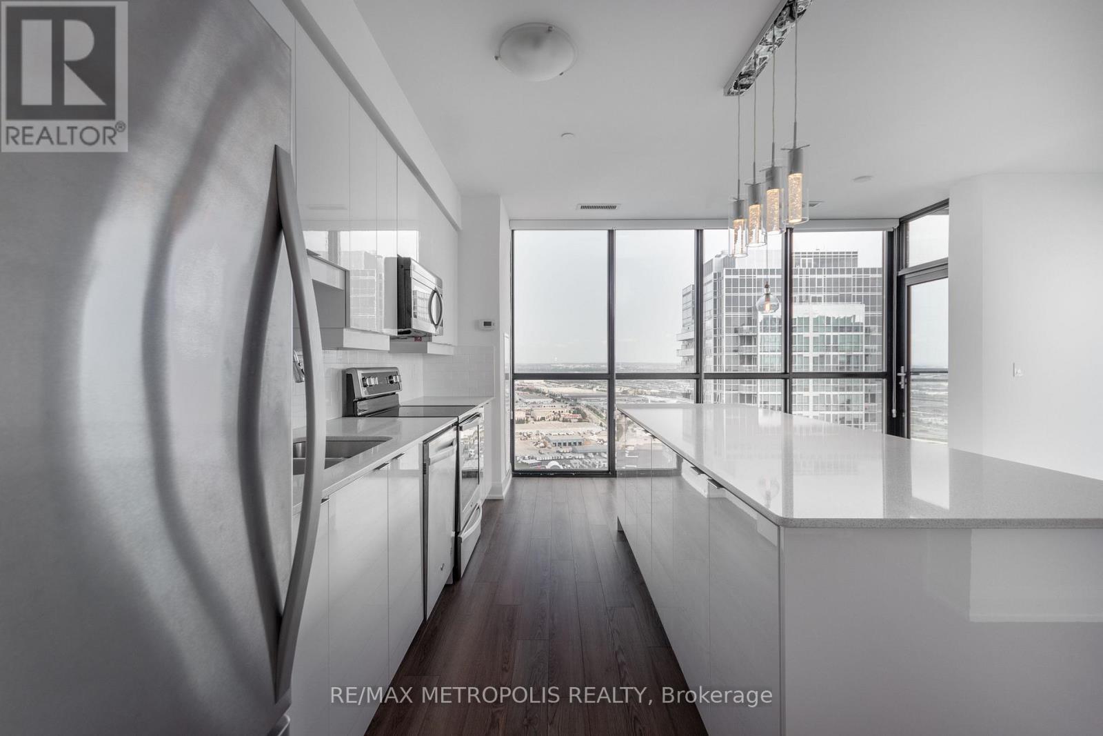 3507 - 2910 7 Highway, Vaughan, Ontario  L4K 0H8 - Photo 2 - N12770894