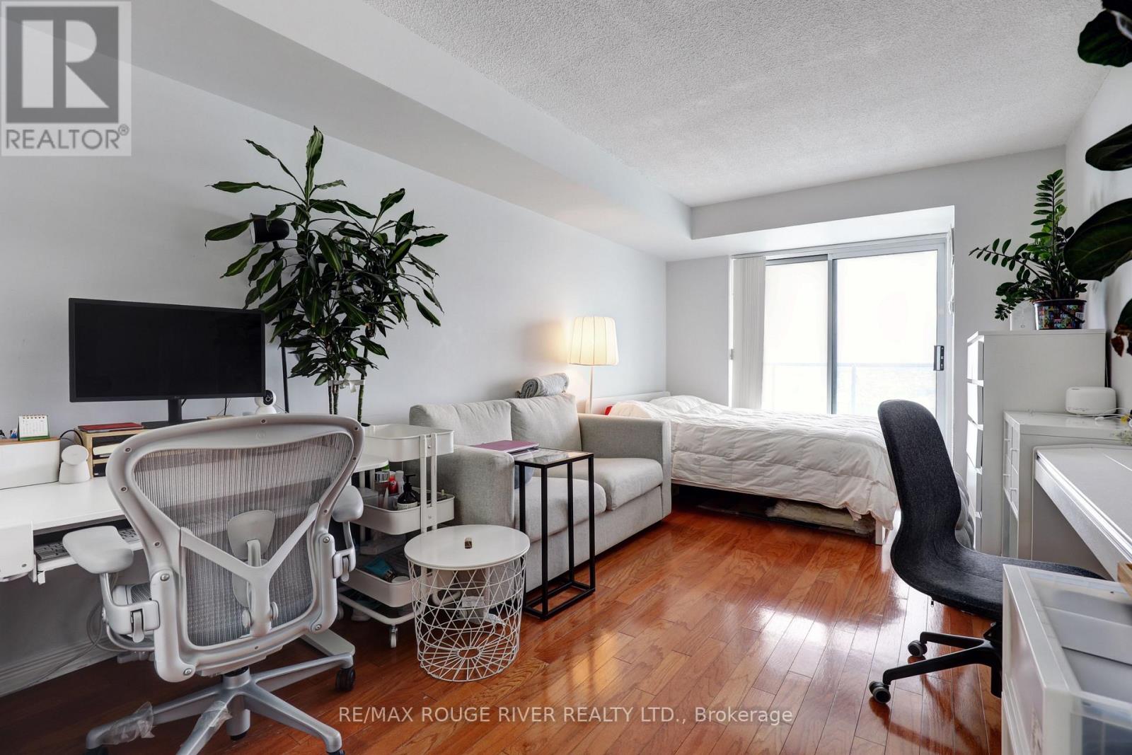 1008 - 11 Oneida Crescent, Richmond Hill, Ontario  L4B 0A1 - Photo 15 - N12770972