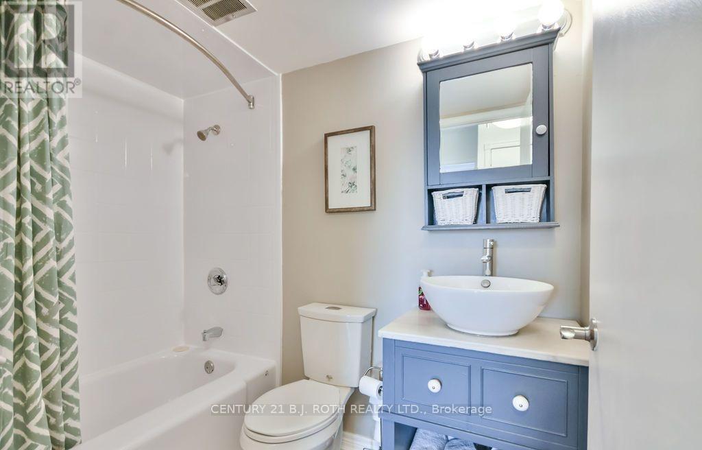 405 - 181 Collier Street, Barrie, Ontario  L4M 5L6 - Photo 17 - S12770808