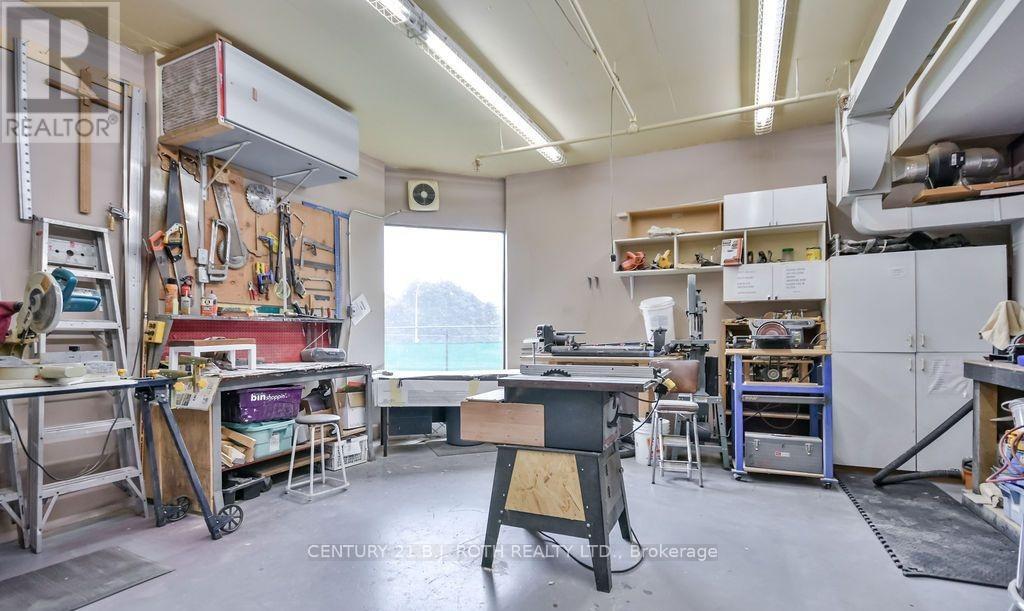 405 - 181 Collier Street, Barrie, Ontario  L4M 5L6 - Photo 25 - S12770808