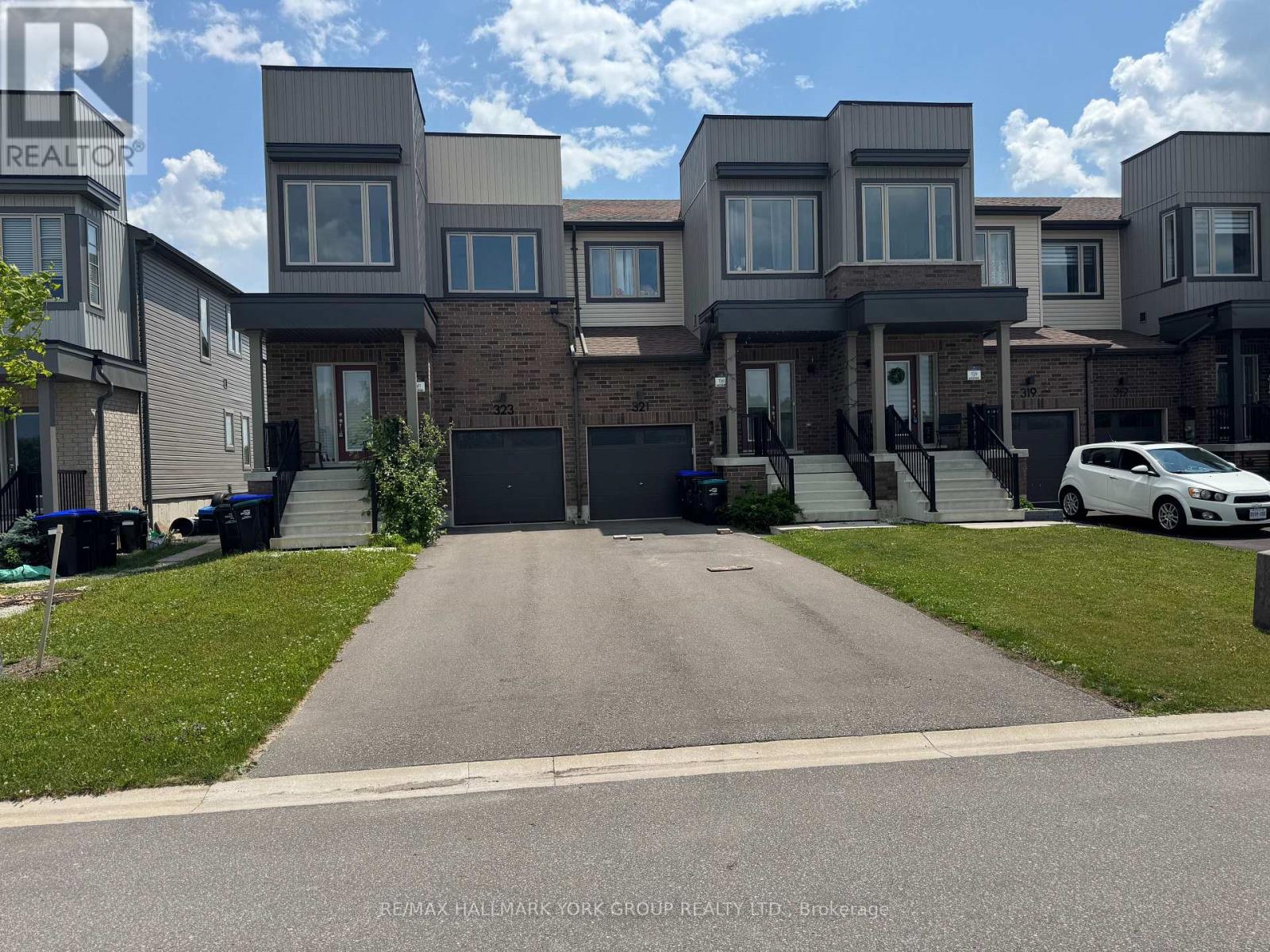 323 Atkinson Street, Clearview (Stayner), Ontario  L0M 1S0 - Photo 4 - S12770836