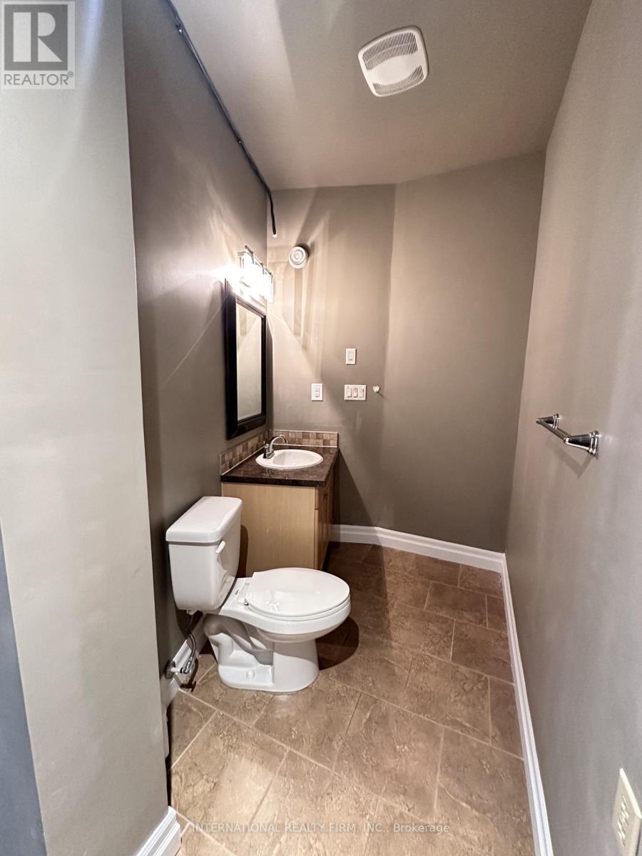 1075 Big Bay Point Road, Barrie, Ontario  L9J 0A2 - Photo 12 - S12770862