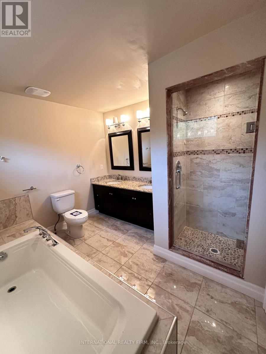 1075 Big Bay Point Road, Barrie, Ontario  L9J 0A2 - Photo 17 - S12770862